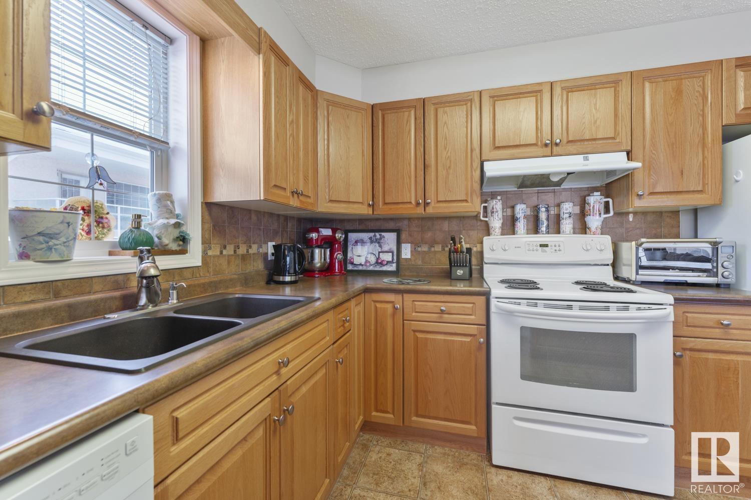      #203 1605 7 AV , Cold Lake,  ,T9M 0A6 ;  Listing Number: MLS E4418590
