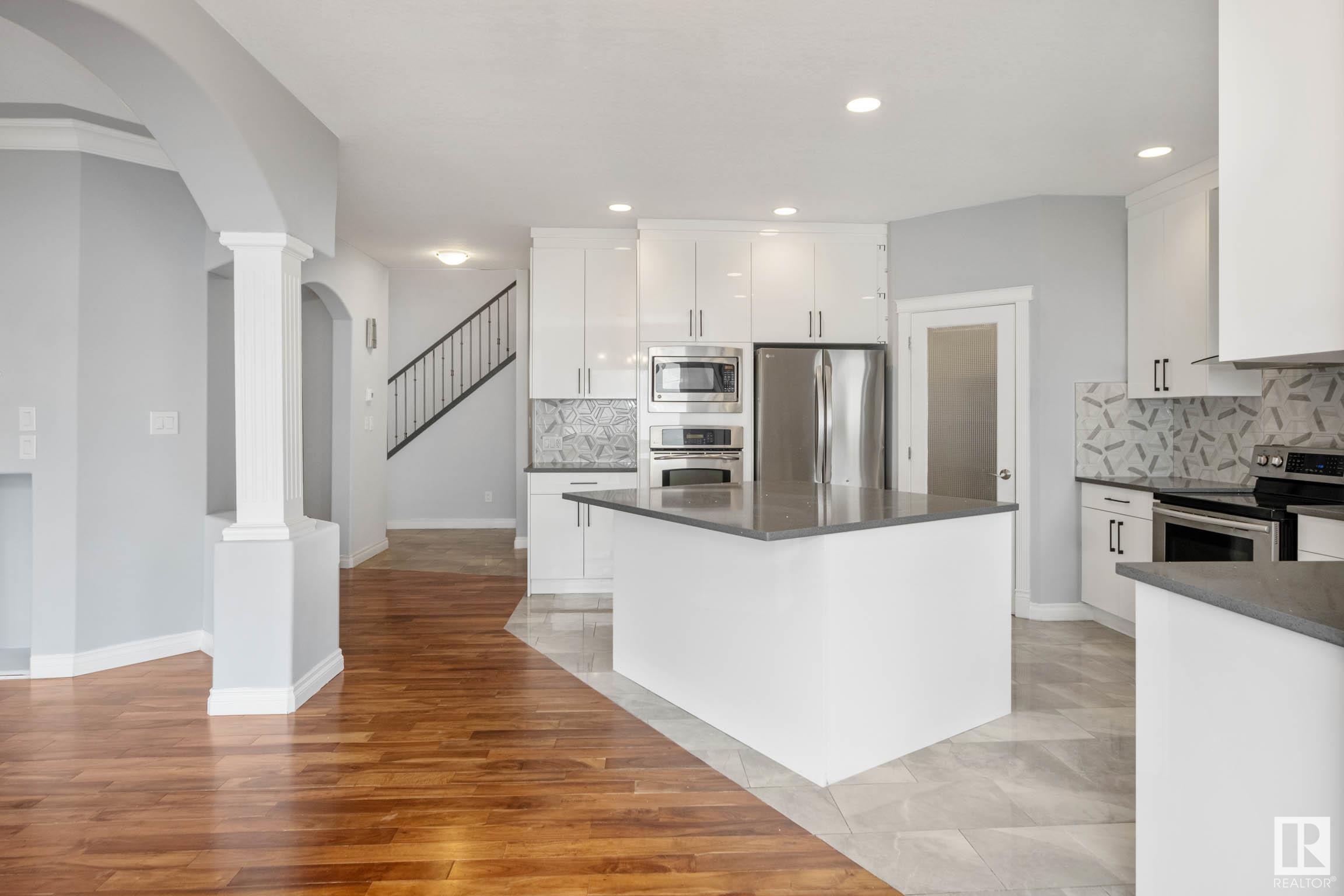      16110 47 ST NW , Edmonton,  ,T5Y 0G8 ;  Listing Number: MLS E4418604