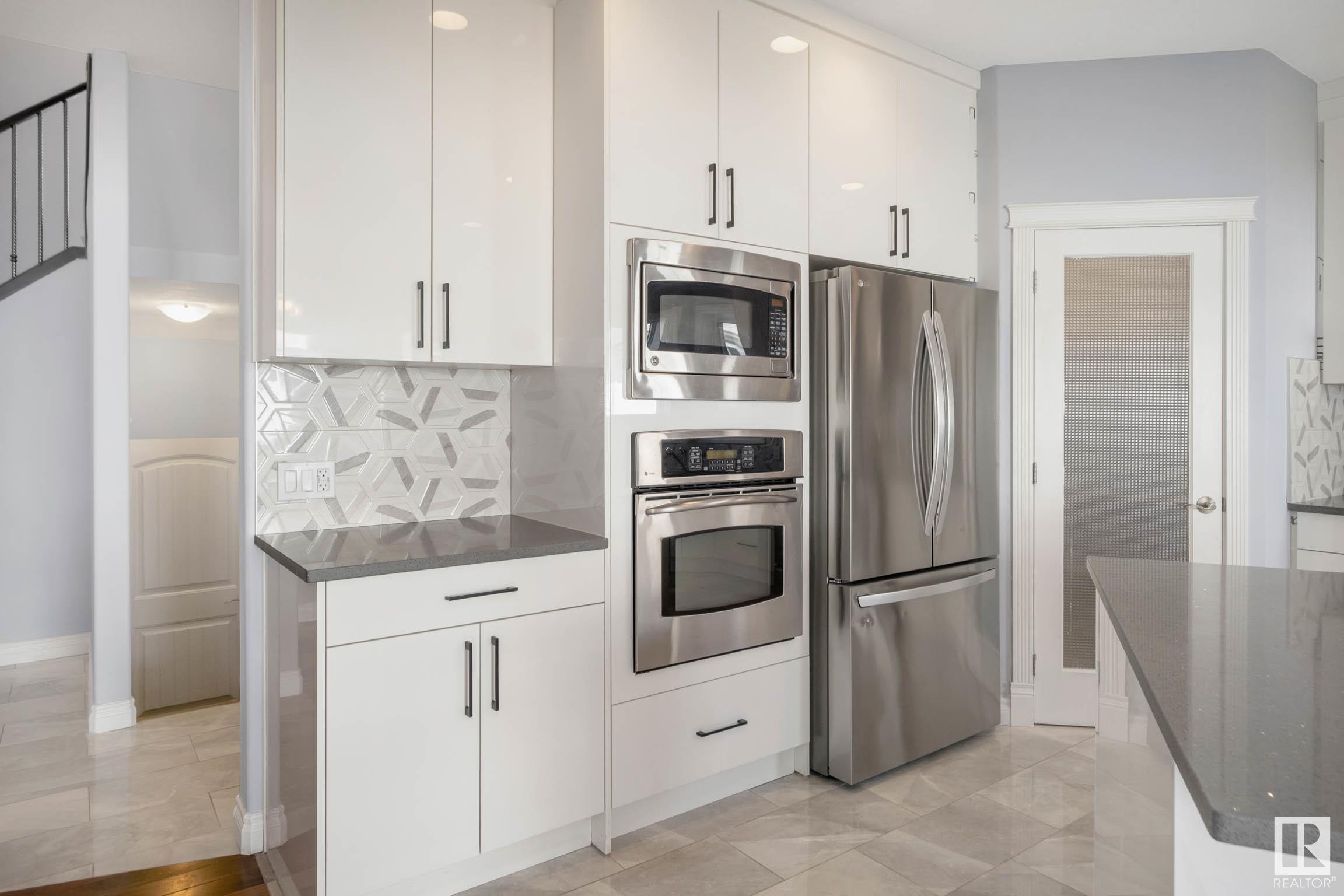      16110 47 ST NW , Edmonton,  ,T5Y 0G8 ;  Listing Number: MLS E4418604