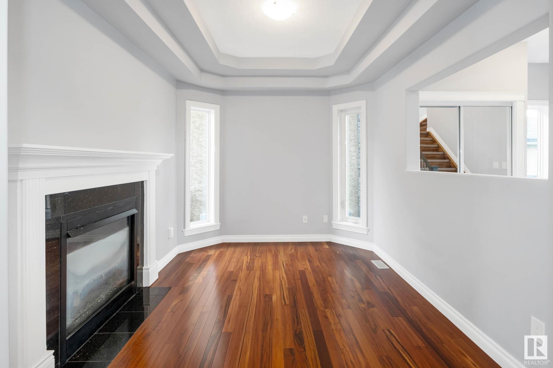      16110 47 ST NW , Edmonton,  ,T5Y 0G8 ;  Listing Number: MLS E4418604