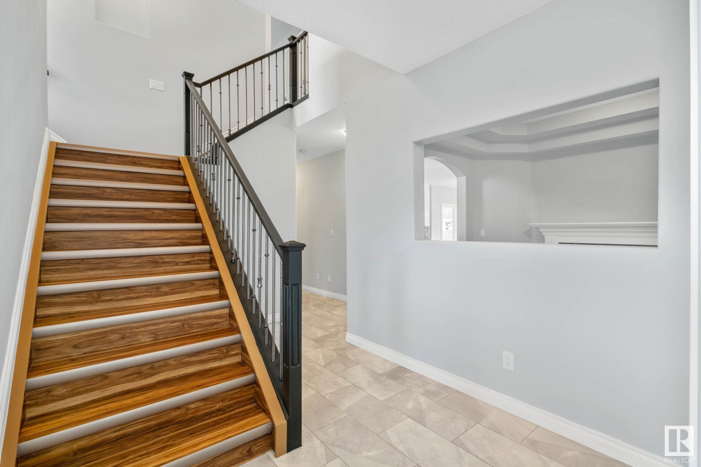      16110 47 ST NW , Edmonton,  ,T5Y 0G8 ;  Listing Number: MLS E4418604