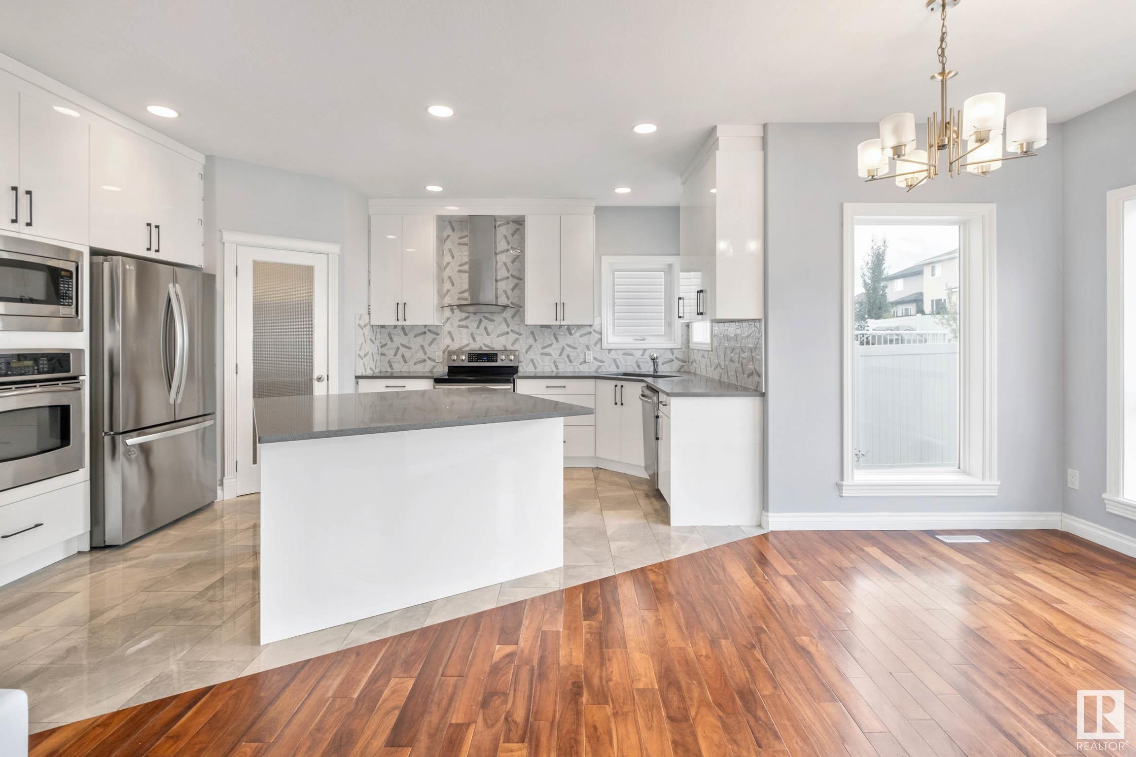     16110 47 ST NW , Edmonton,  ,T5Y 0G8 ;  Listing Number: MLS E4418604
