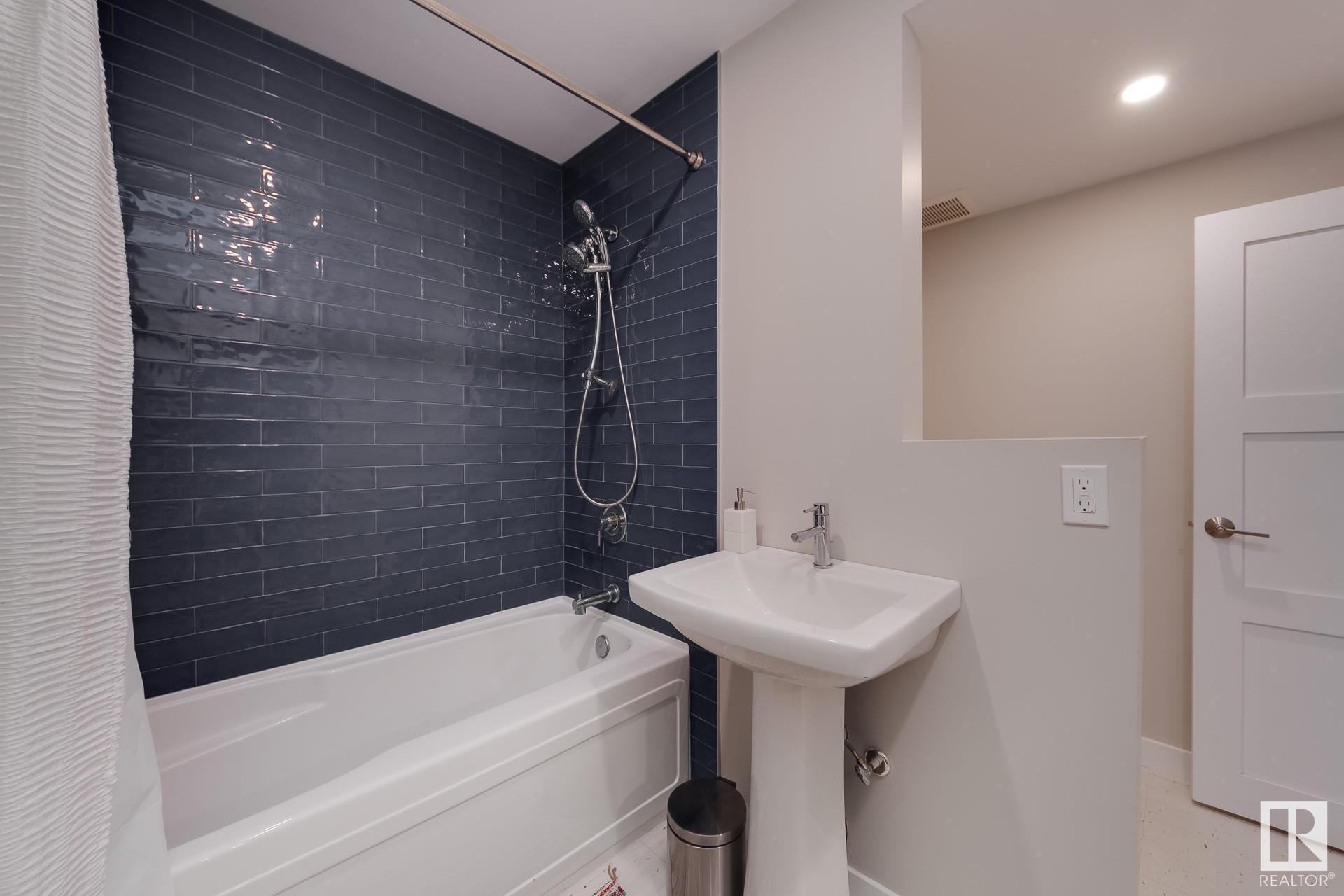      6324 106 ST NW , Edmonton,  ,T6H 2V3 ;  Listing Number: MLS E4418610