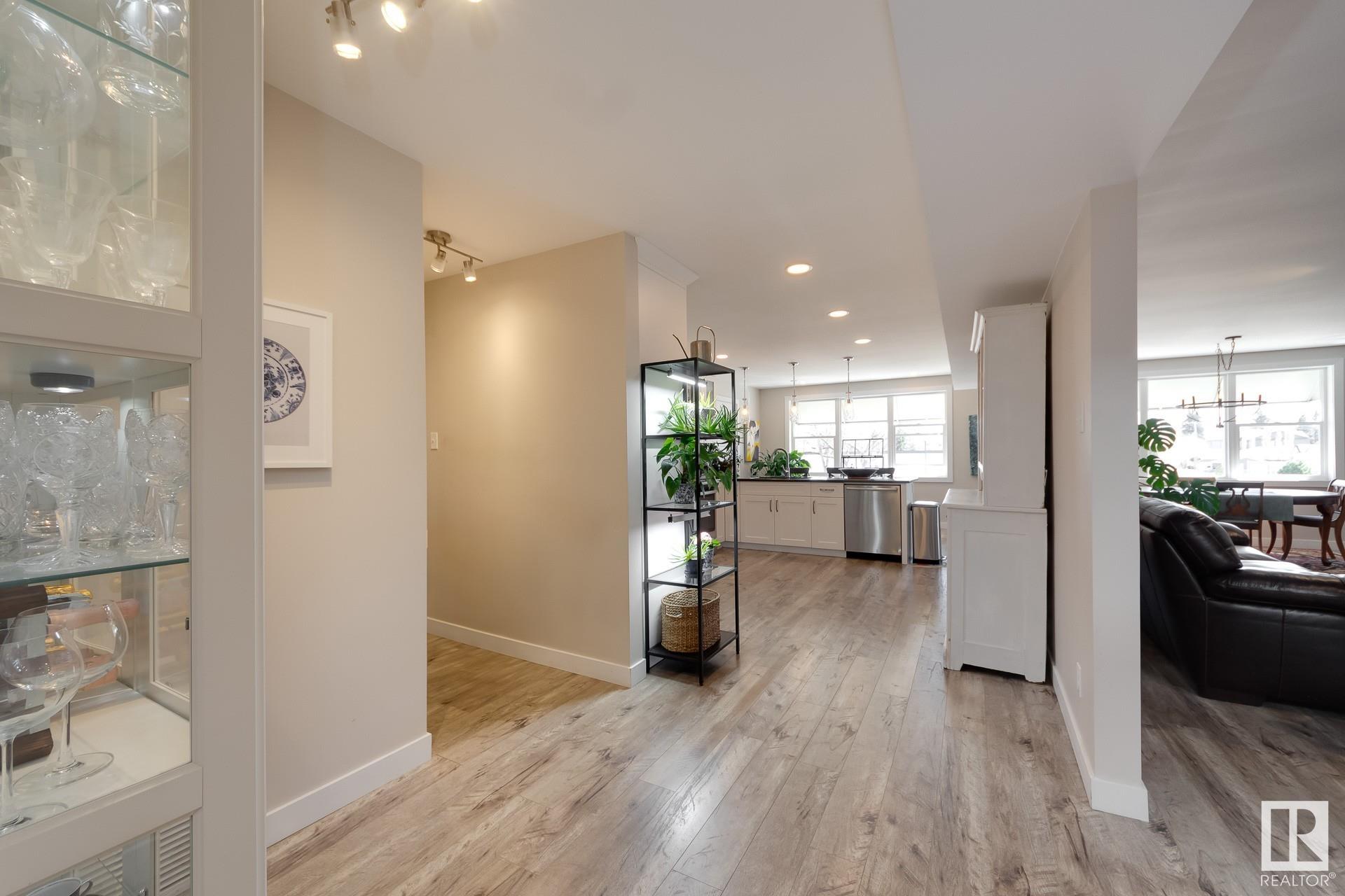      6324 106 ST NW , Edmonton,  ,T6H 2V3 ;  Listing Number: MLS E4418610