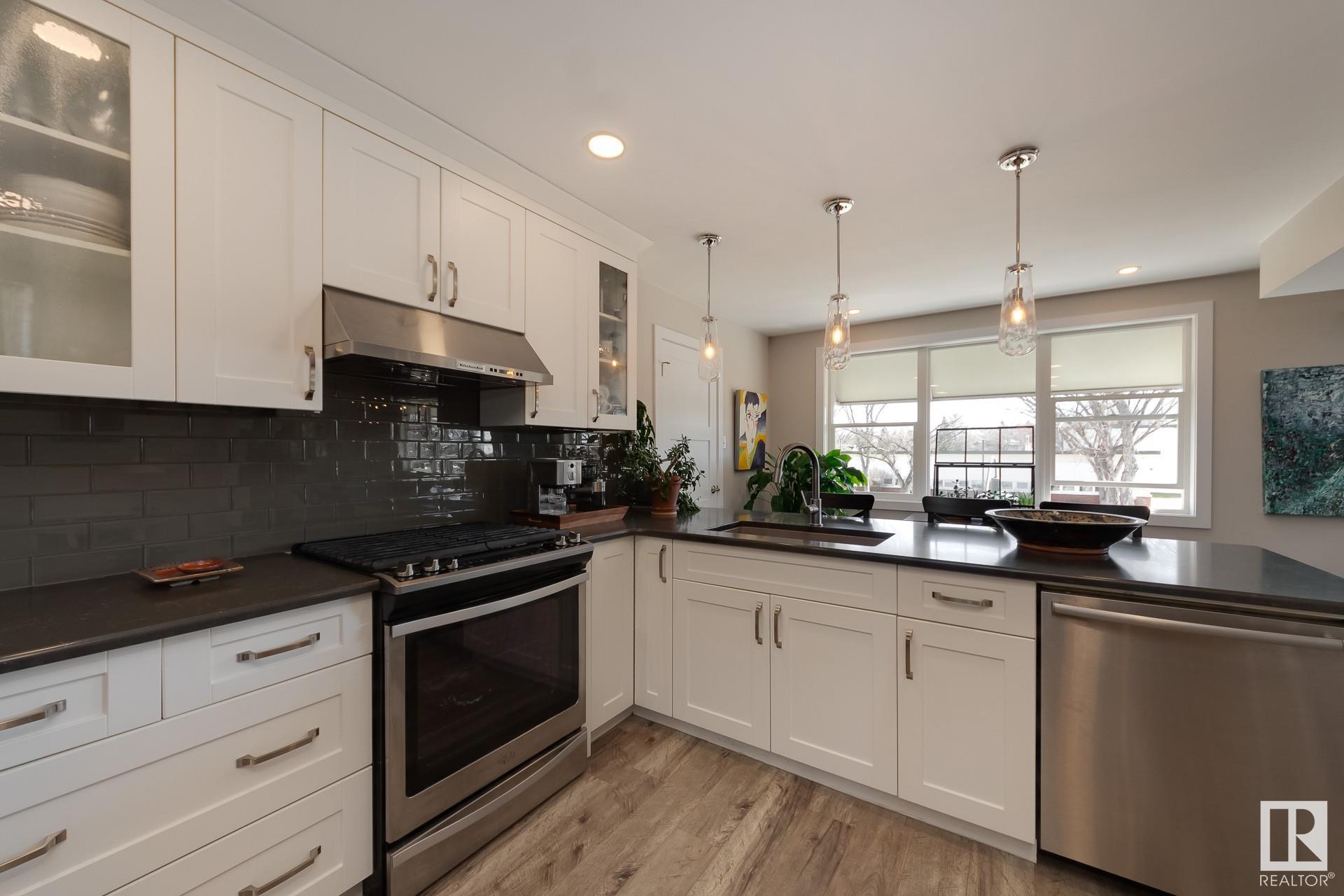      6324 106 ST NW , Edmonton,  ,T6H 2V3 ;  Listing Number: MLS E4418610
