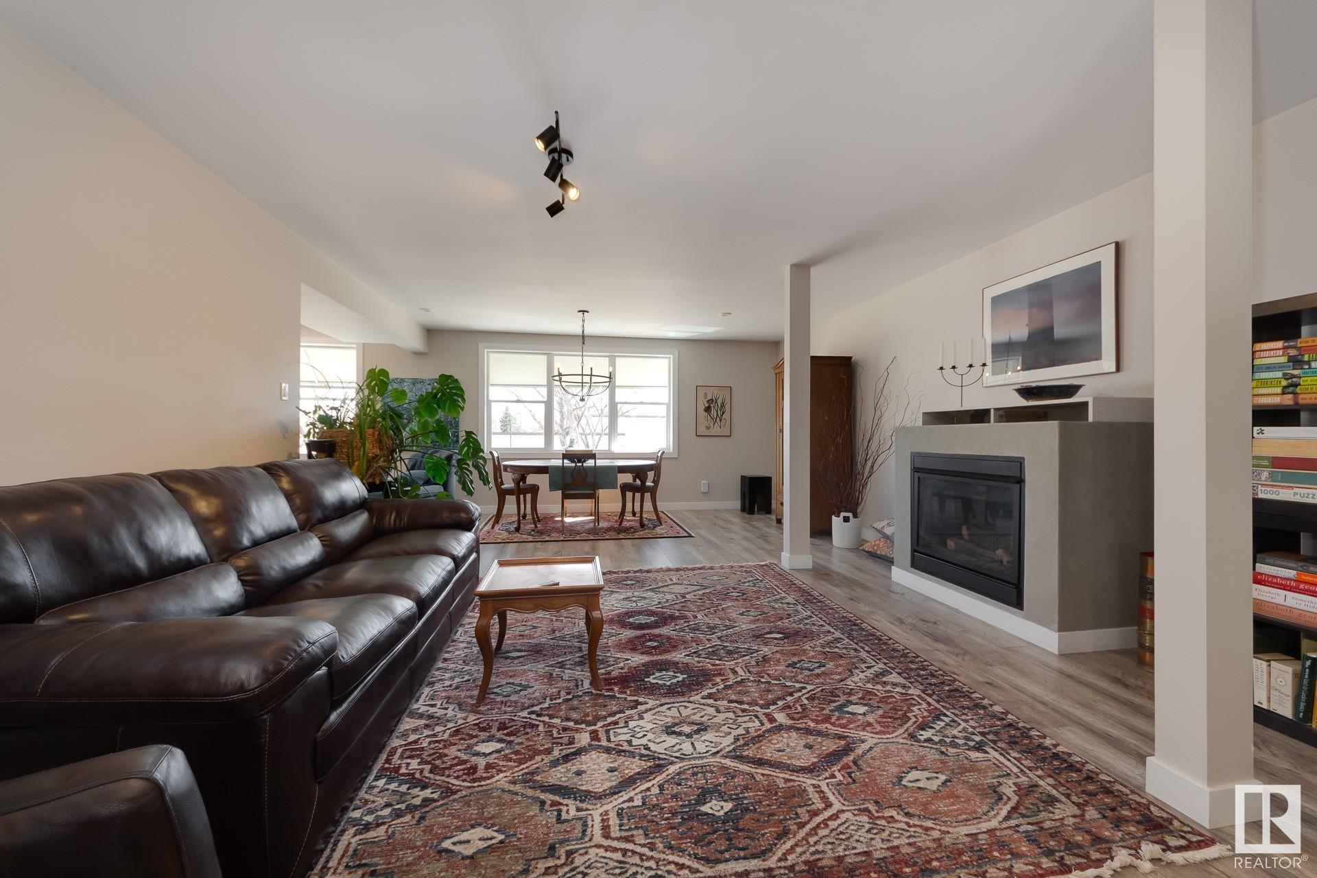      6324 106 ST NW , Edmonton,  ,T6H 2V3 ;  Listing Number: MLS E4418610