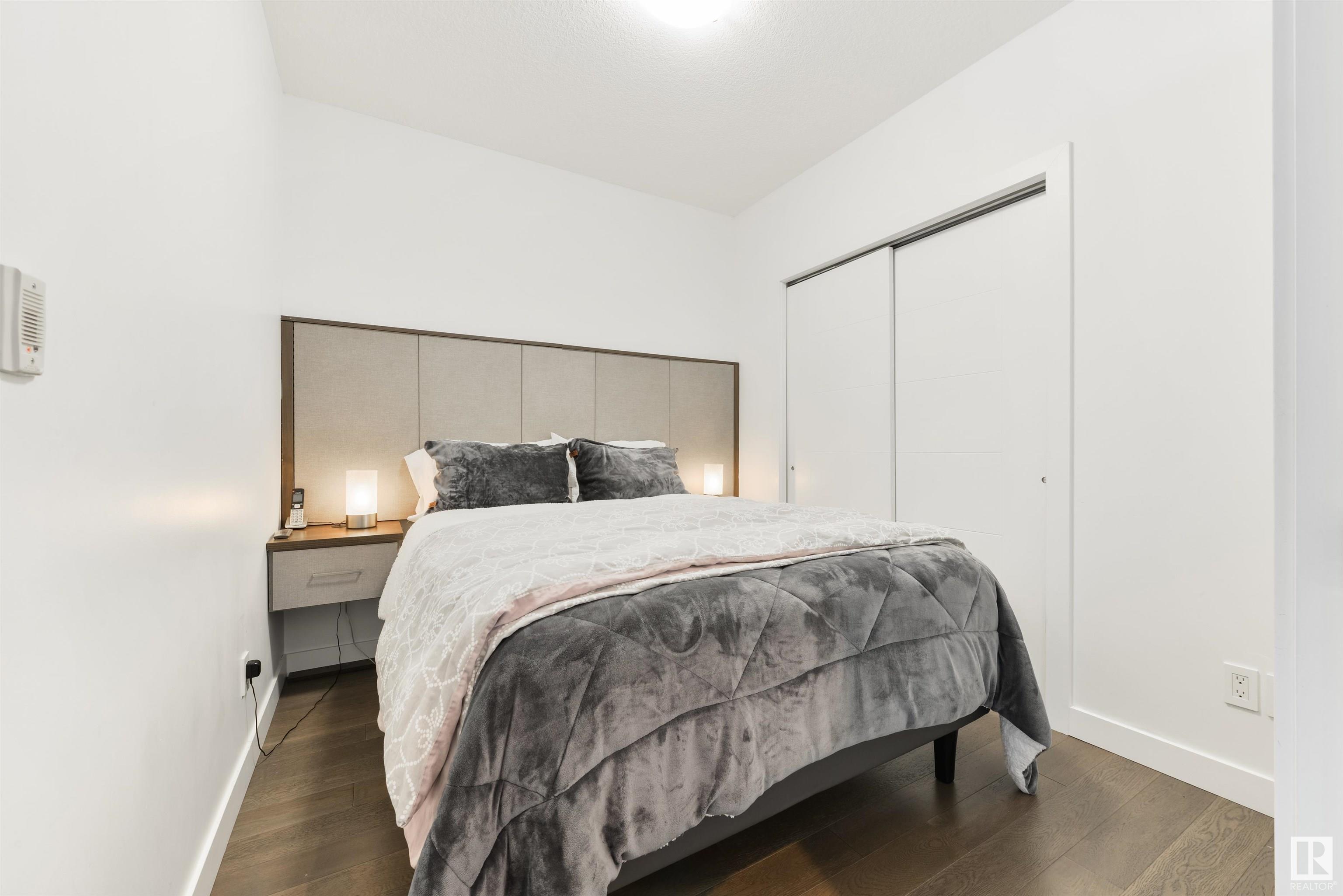      #1804 10238 103 ST NW , Edmonton,  ,T5J 0G6 ;  Listing Number: MLS E4418614