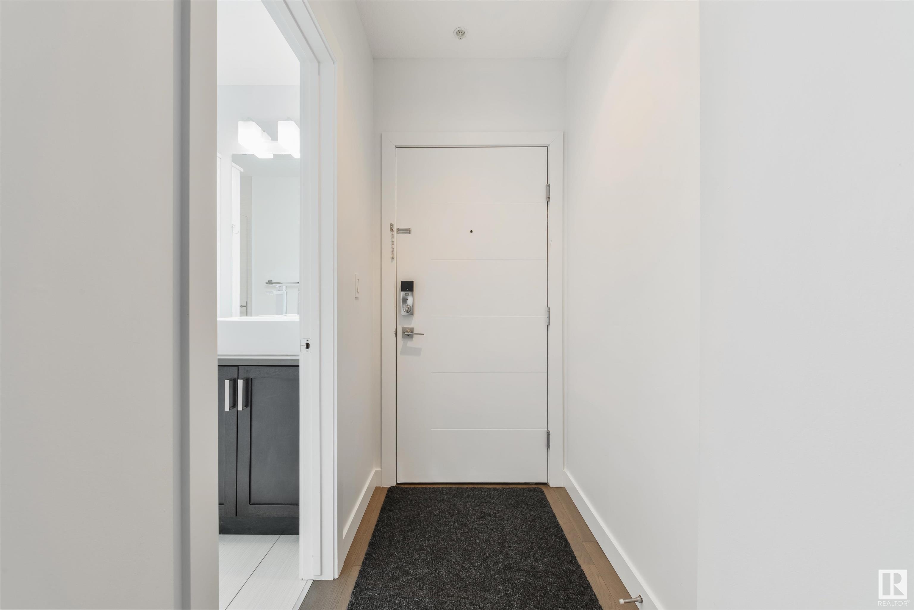      #1804 10238 103 ST NW , Edmonton,  ,T5J 0G6 ;  Listing Number: MLS E4418614