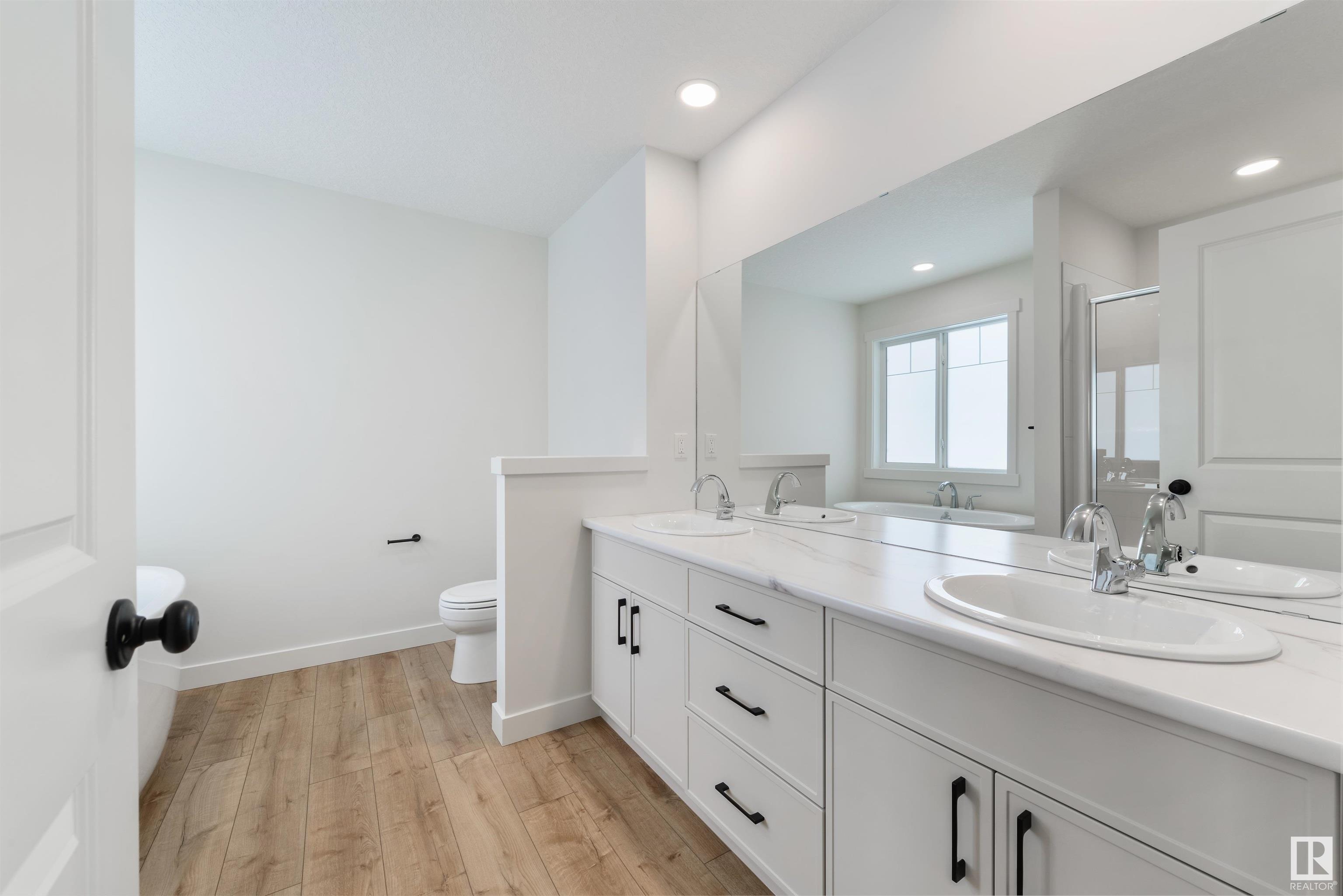      63 HULL WD , Spruce Grove,  ,T7X 0X5 ;  Listing Number: MLS E4418619
