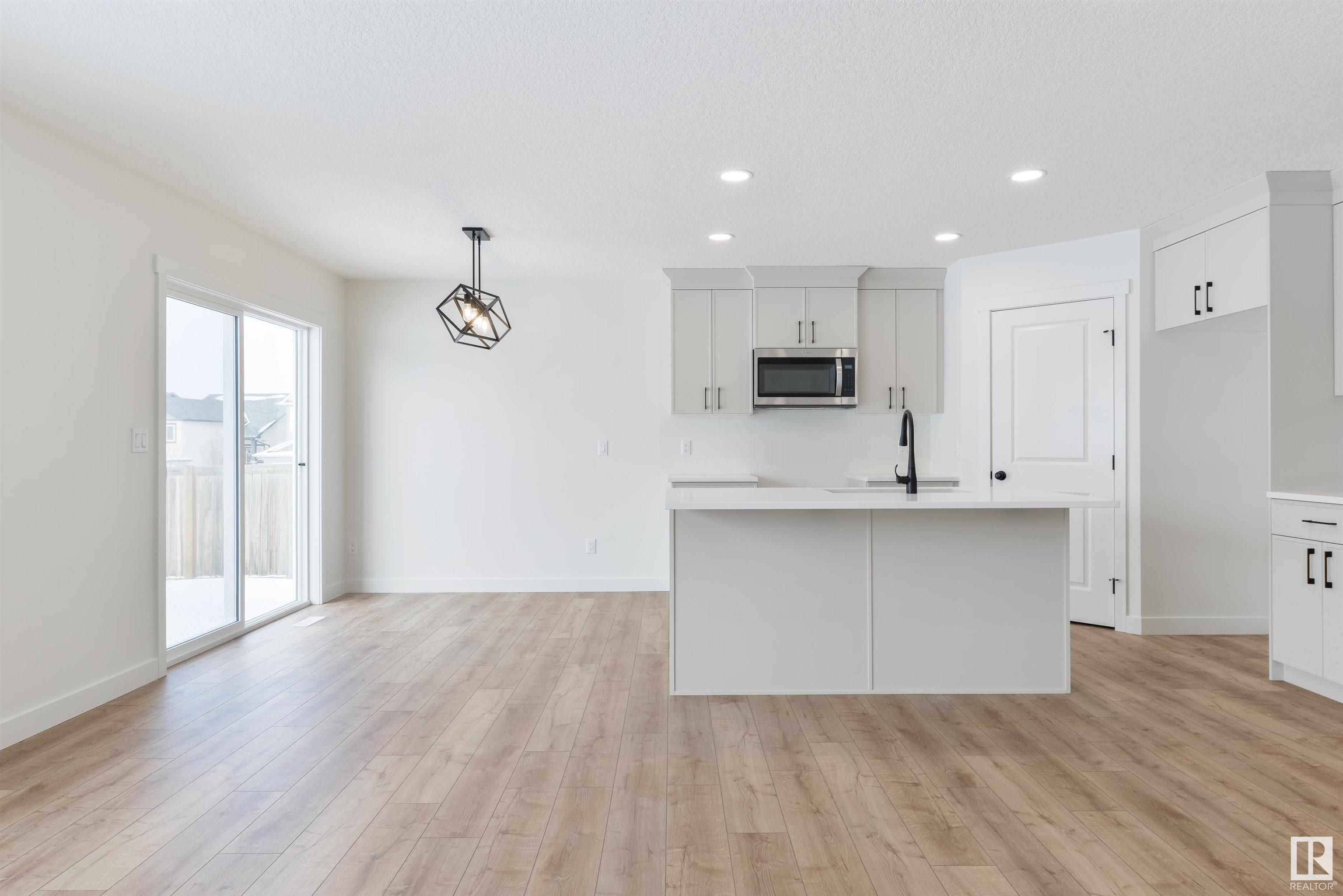      63 HULL WD , Spruce Grove,  ,T7X 0X5 ;  Listing Number: MLS E4418619