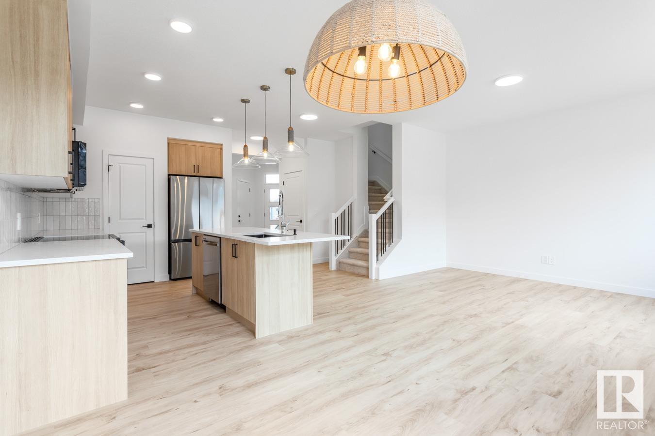      60 Catria PT , Sherwood Park,  ,T8H 2Z7 ;  Listing Number: MLS E4418621