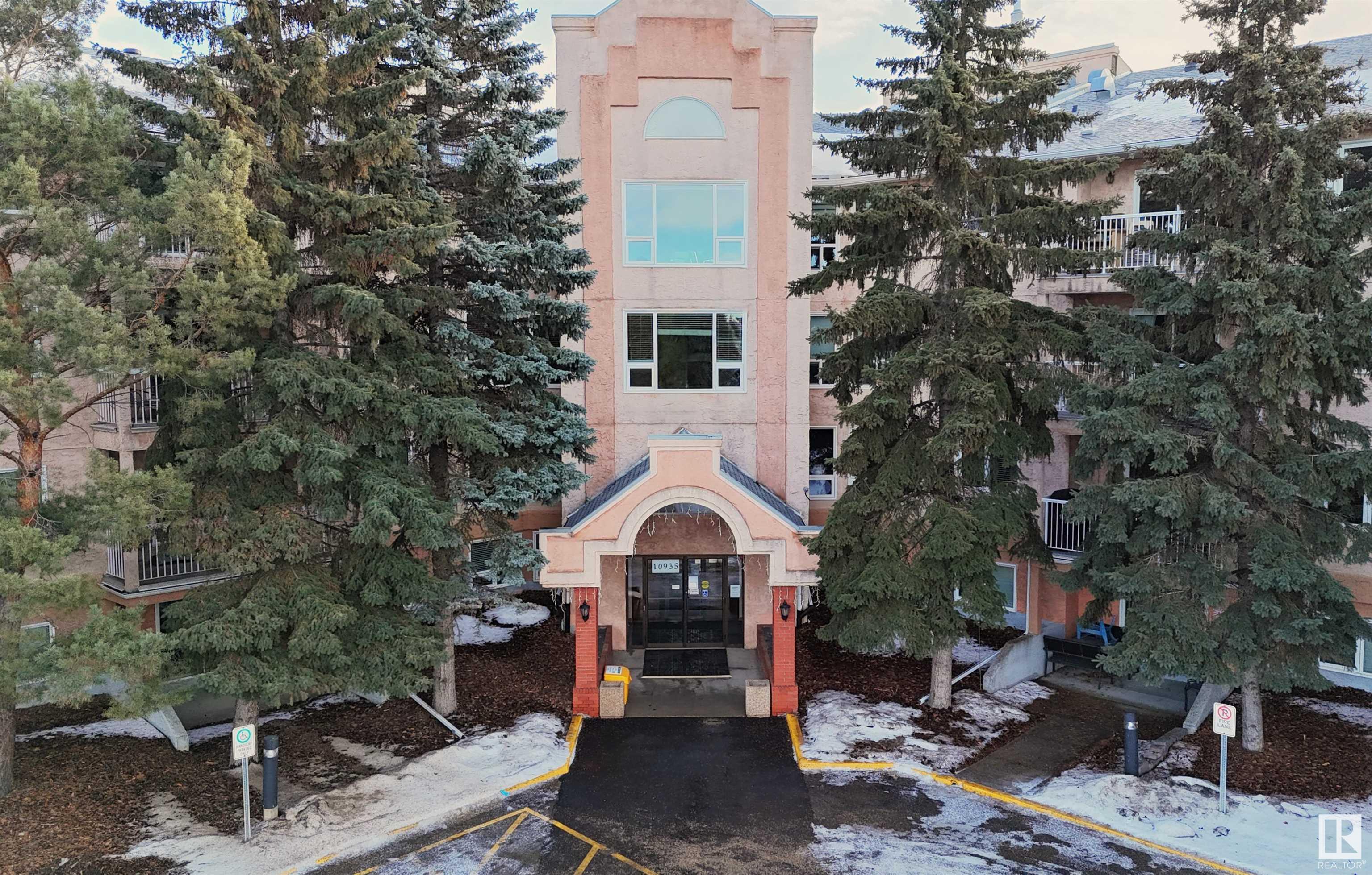      #107 10935 21 AV NW , Edmonton,  ,T6J 6R3 ;  Listing Number: MLS E4418628