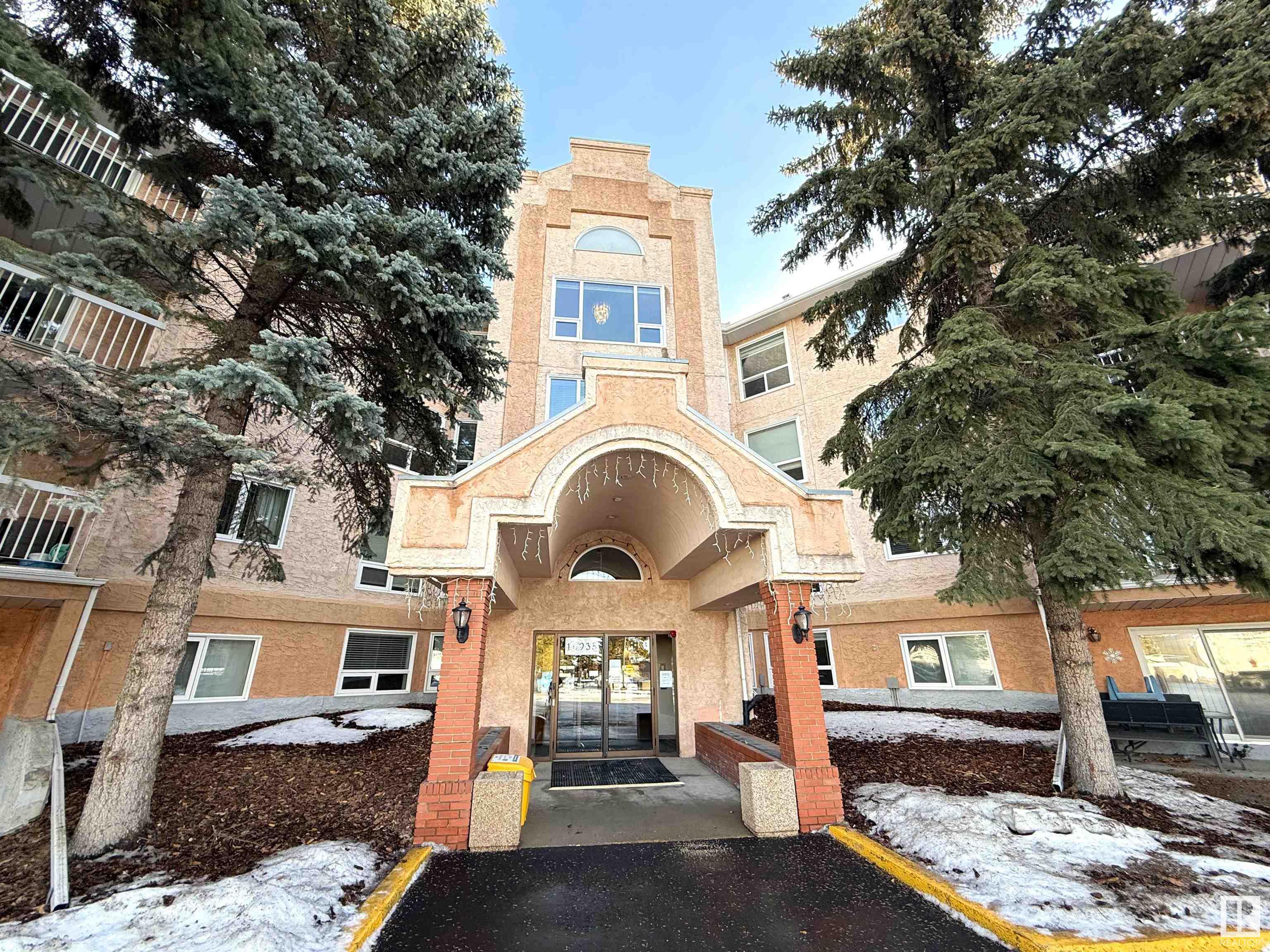      #107 10935 21 AV NW , Edmonton,  ,T6J 6R3 ;  Listing Number: MLS E4418628