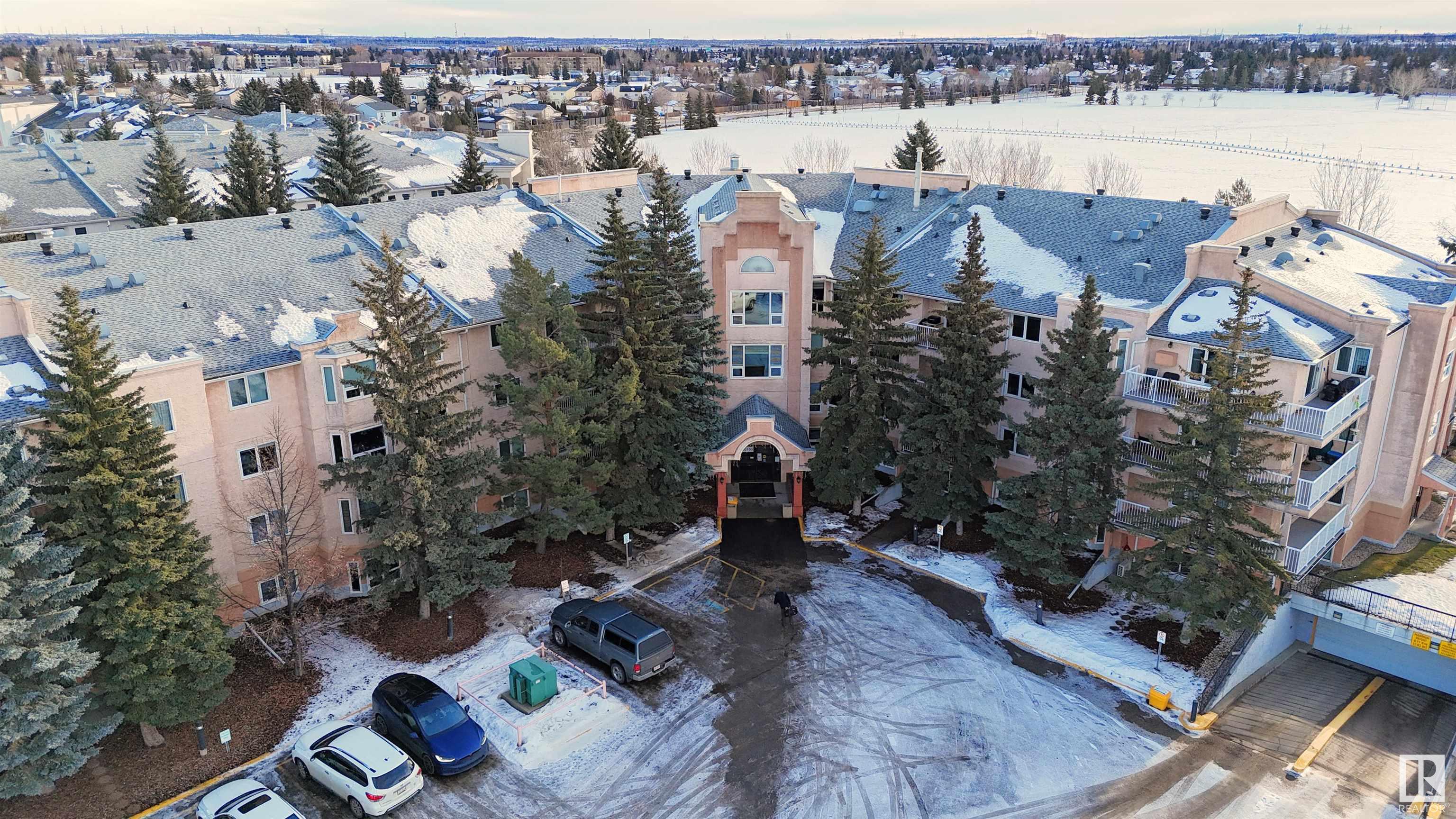      #107 10935 21 AV NW , Edmonton,  ,T6J 6R3 ;  Listing Number: MLS E4418628