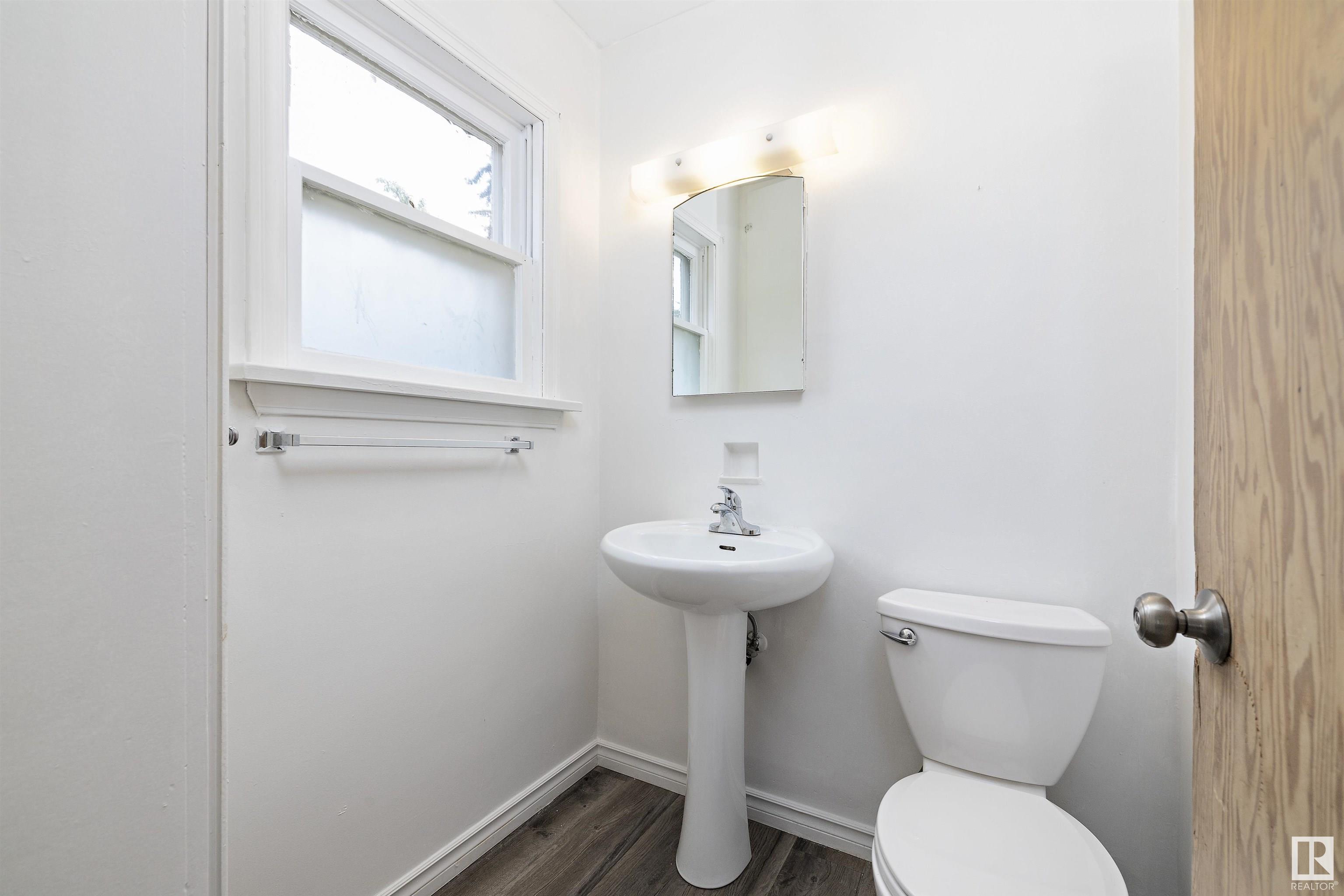      8906 WINDSOR RD NW , Edmonton,  ,T6G 2A2 ;  Listing Number: MLS E4418629