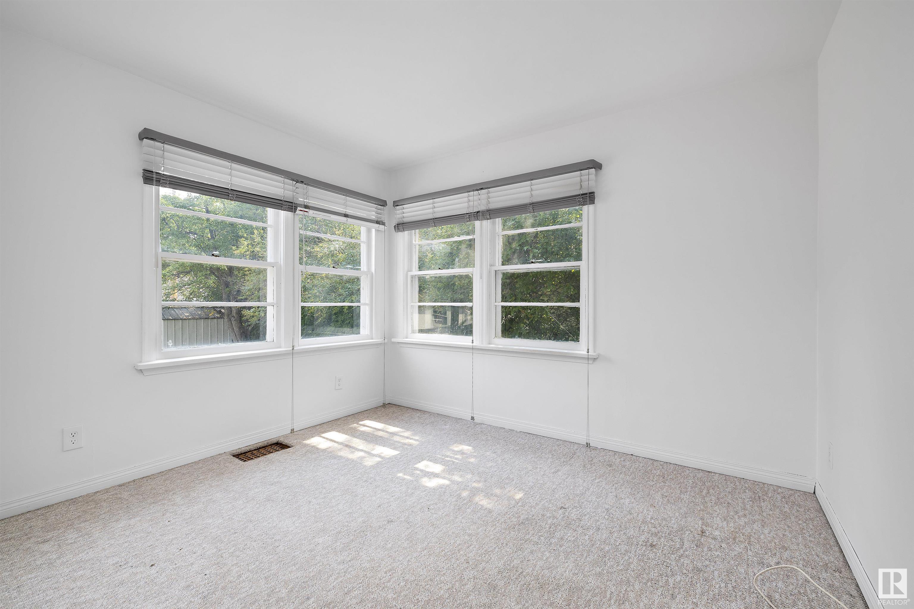      8906 WINDSOR RD NW , Edmonton,  ,T6G 2A2 ;  Listing Number: MLS E4418629