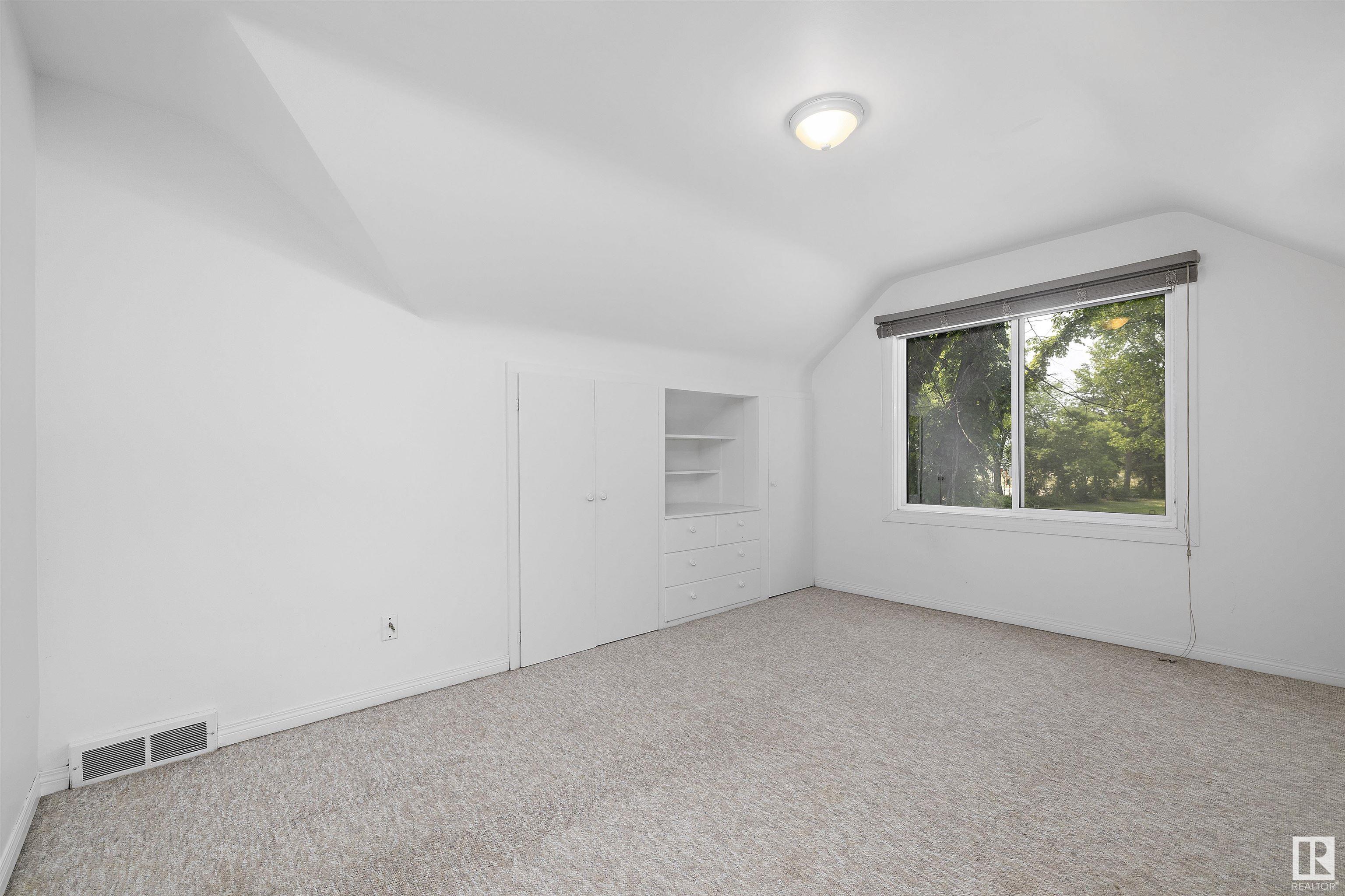     8906 WINDSOR RD NW , Edmonton,  ,T6G 2A2 ;  Listing Number: MLS E4418629
