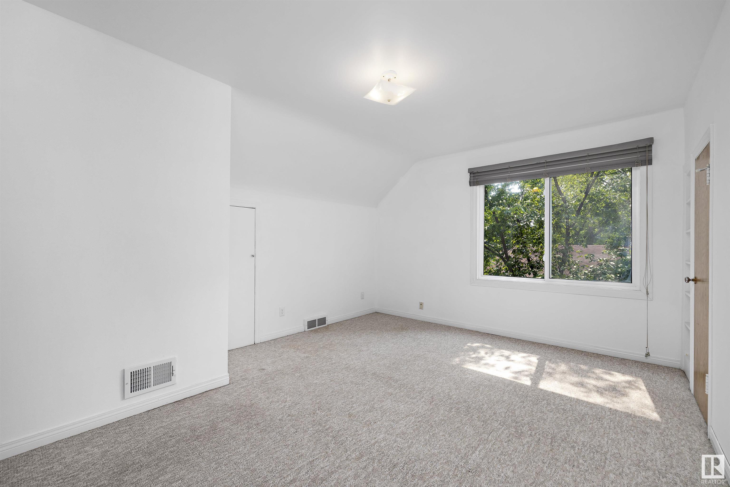      8906 WINDSOR RD NW , Edmonton,  ,T6G 2A2 ;  Listing Number: MLS E4418629