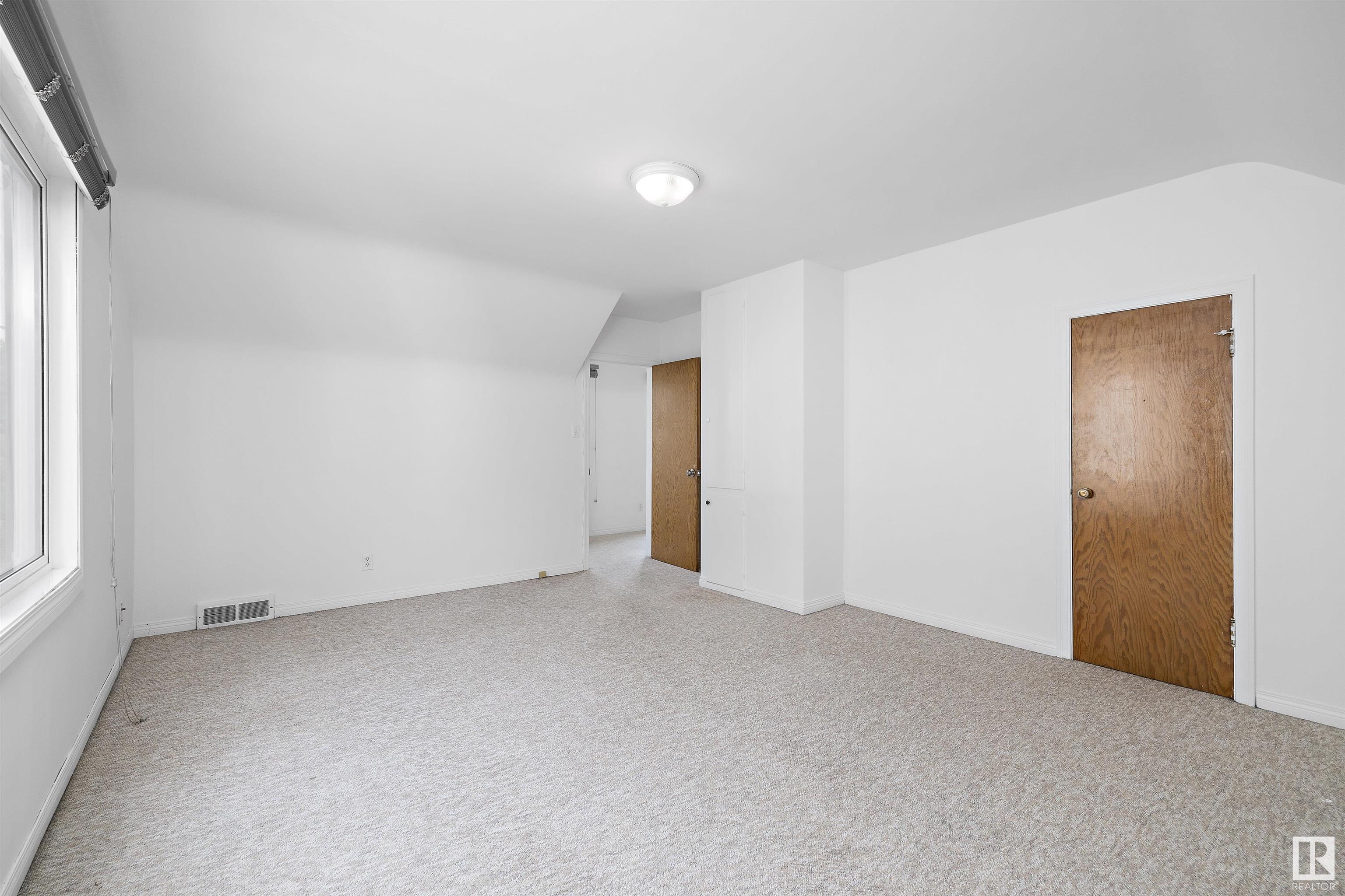      8906 WINDSOR RD NW , Edmonton,  ,T6G 2A2 ;  Listing Number: MLS E4418629