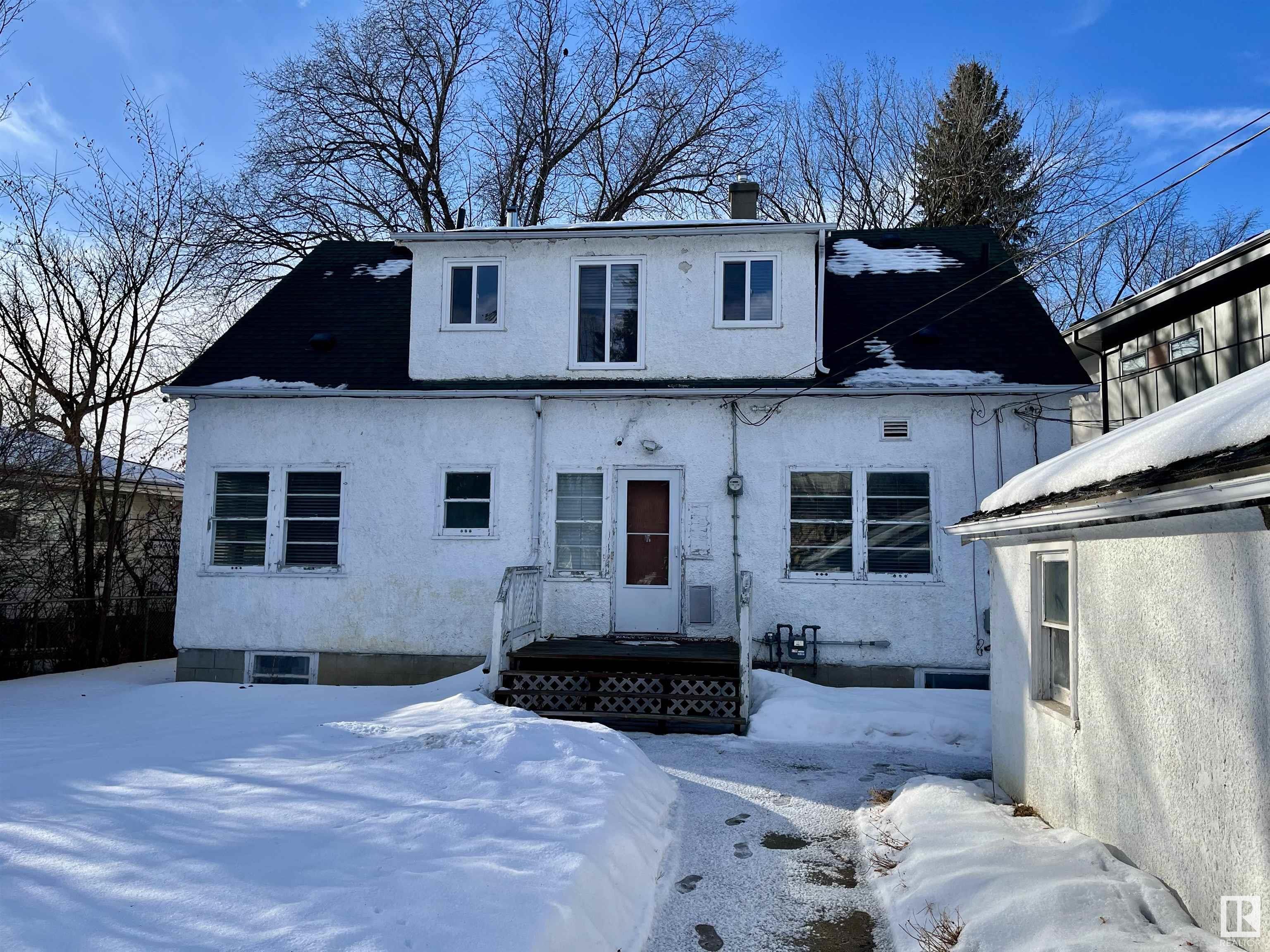      8906 WINDSOR RD NW , Edmonton,  ,T6G 2A2 ;  Listing Number: MLS E4418629