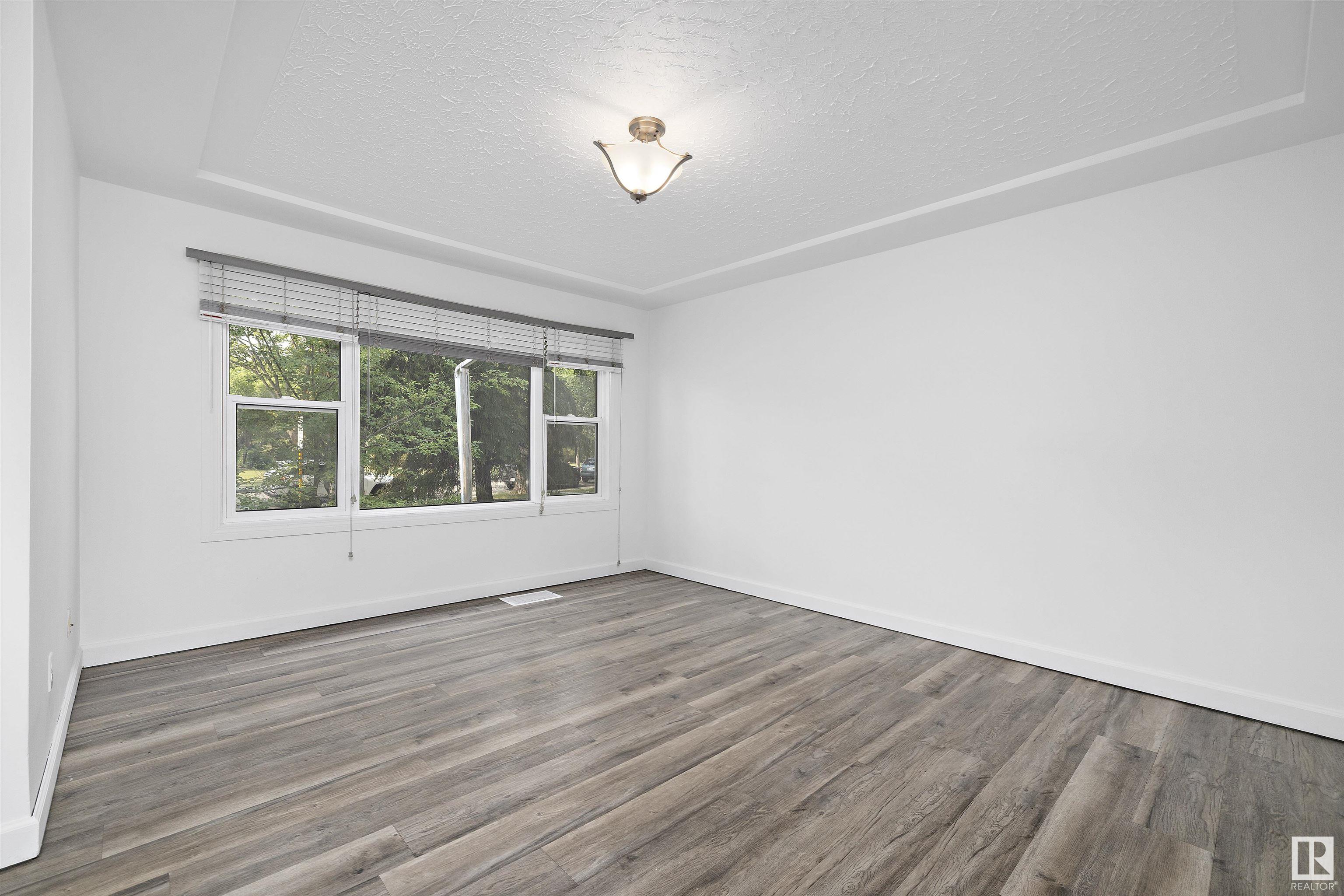      8906 WINDSOR RD NW , Edmonton,  ,T6G 2A2 ;  Listing Number: MLS E4418629