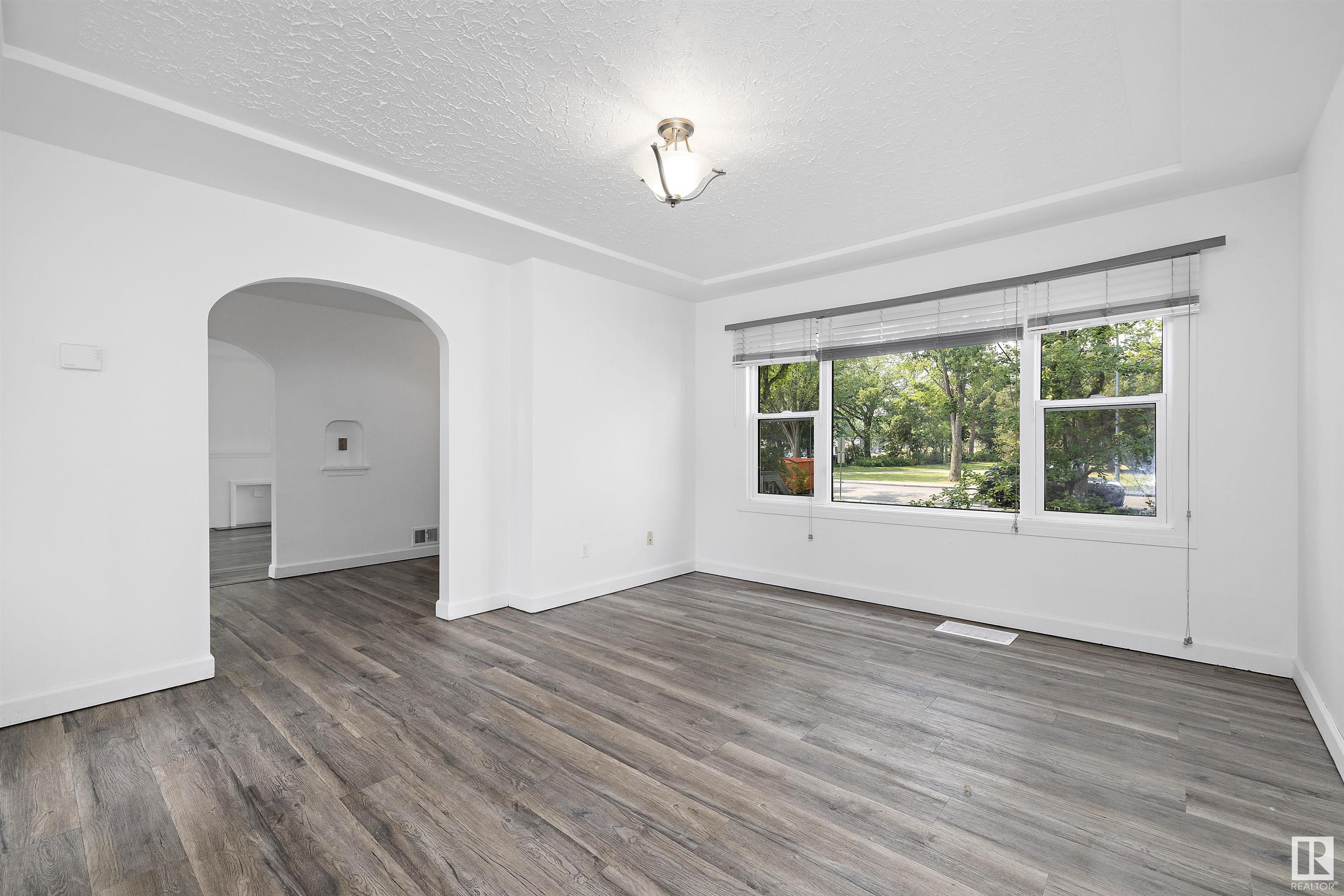      8906 WINDSOR RD NW , Edmonton,  ,T6G 2A2 ;  Listing Number: MLS E4418629