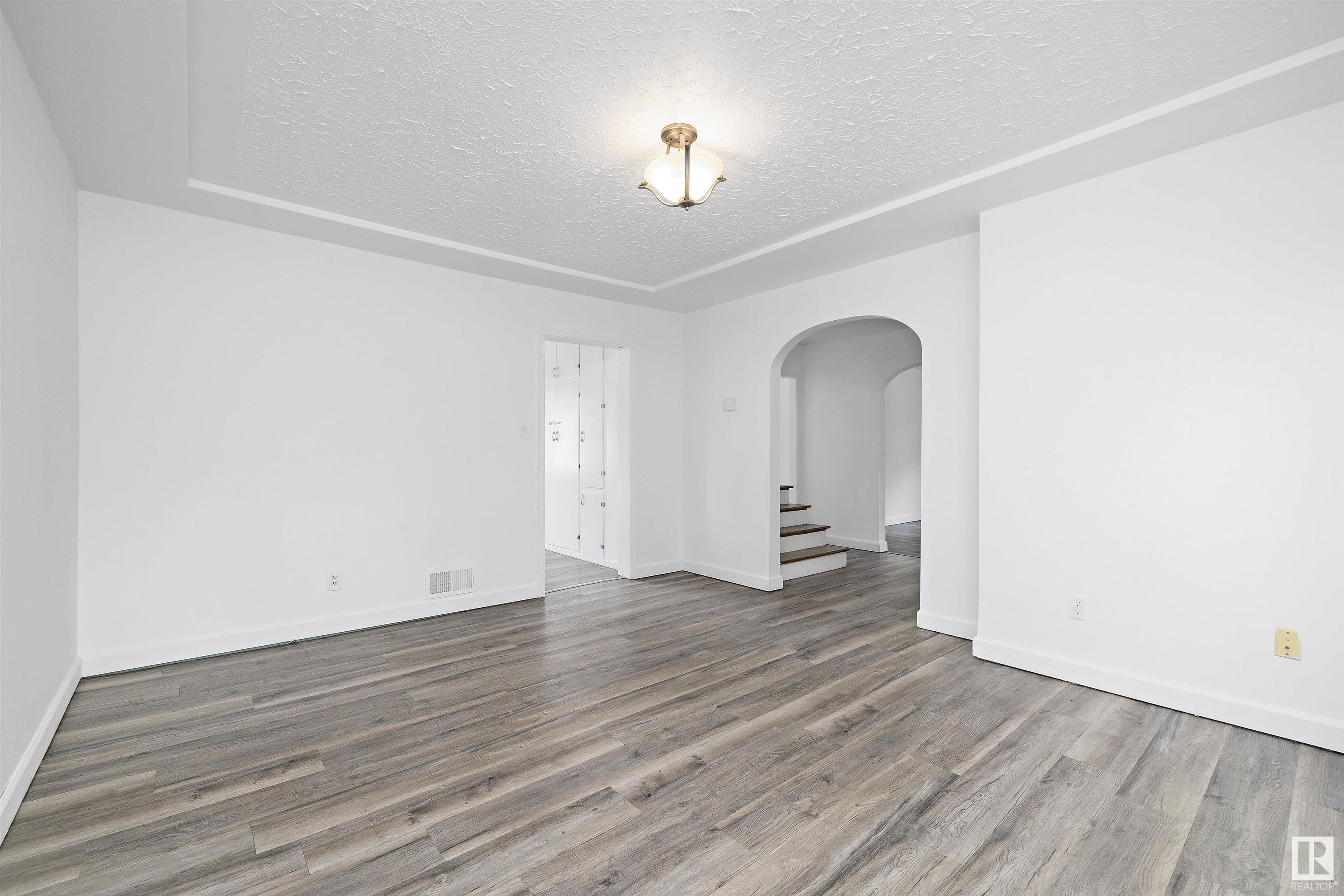      8906 WINDSOR RD NW , Edmonton,  ,T6G 2A2 ;  Listing Number: MLS E4418629
