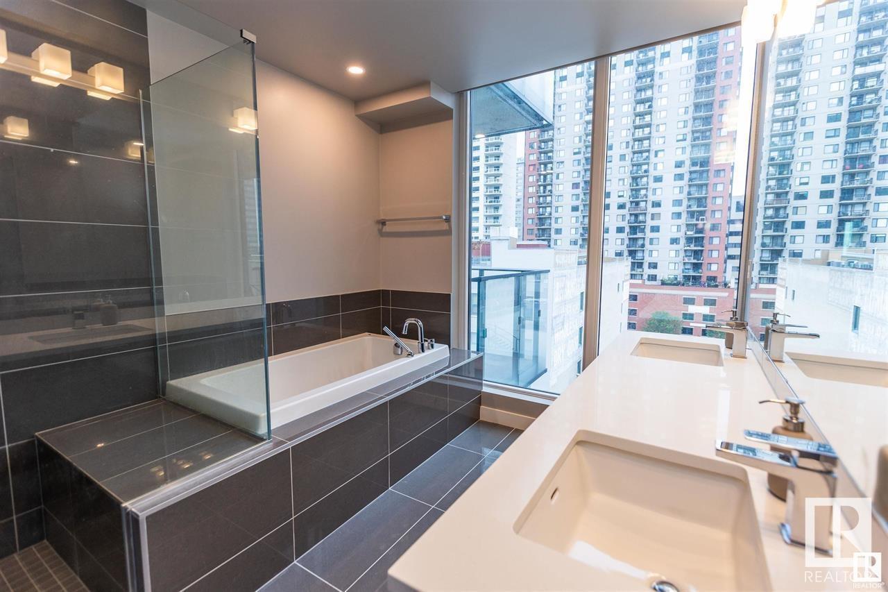      #700 10180 103 ST NW , Edmonton,  ,T5J 0L1 ;  Listing Number: MLS E4418630