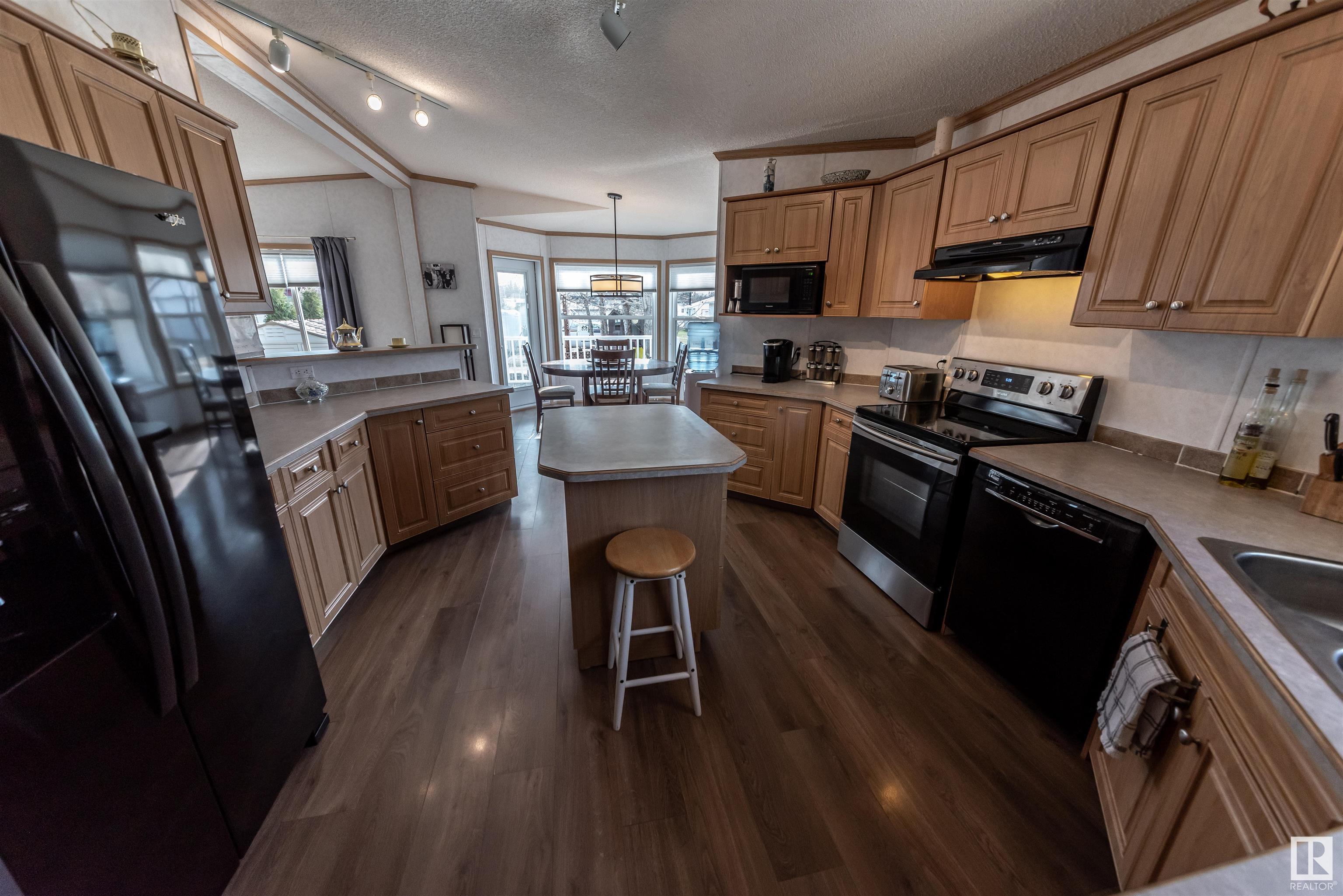      4916 56 ST , Rural Lac Ste. Anne County,  ,T0E 0A0 ;  Listing Number: MLS E4418635