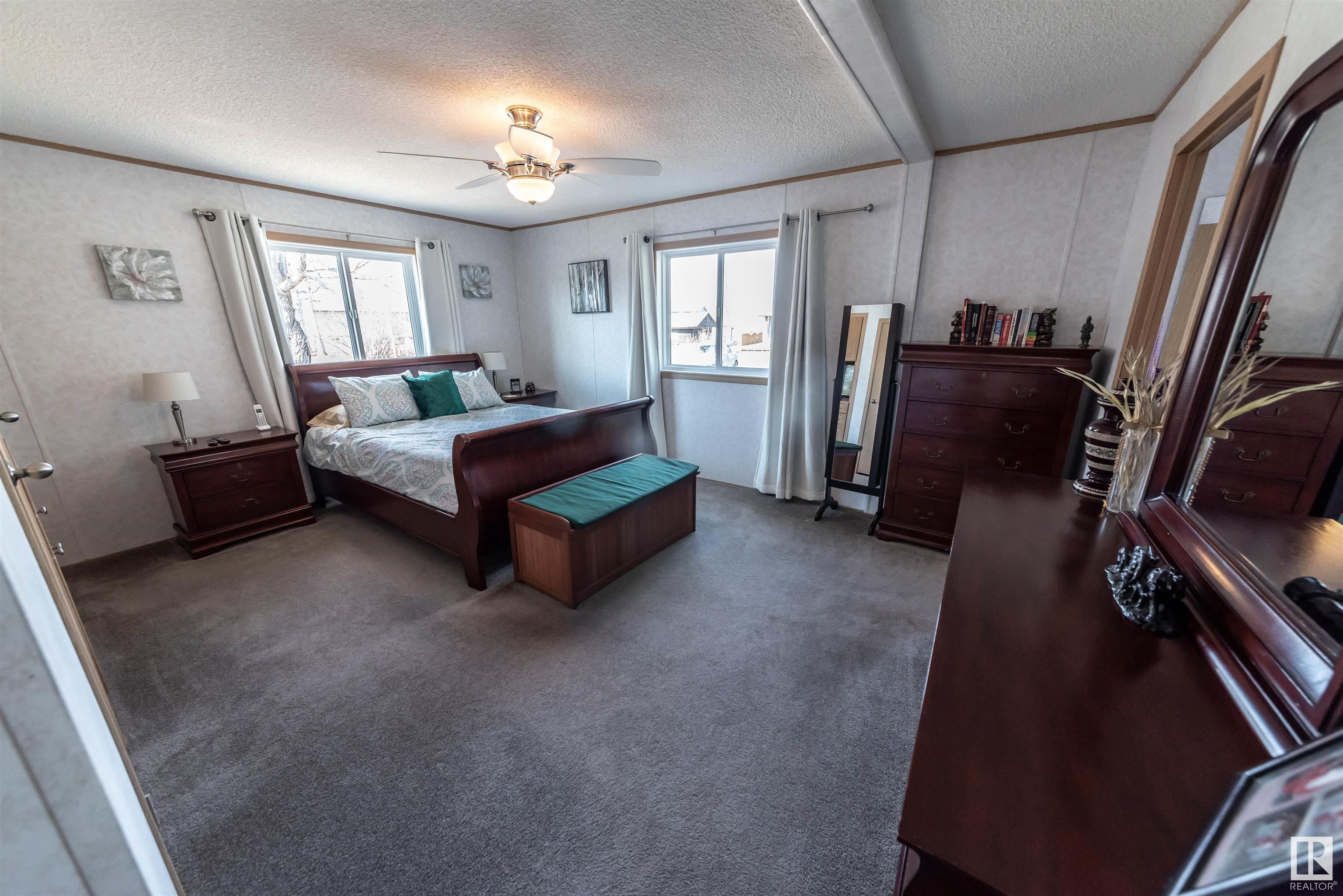      4916 56 ST , Rural Lac Ste. Anne County,  ,T0E 0A0 ;  Listing Number: MLS E4418635