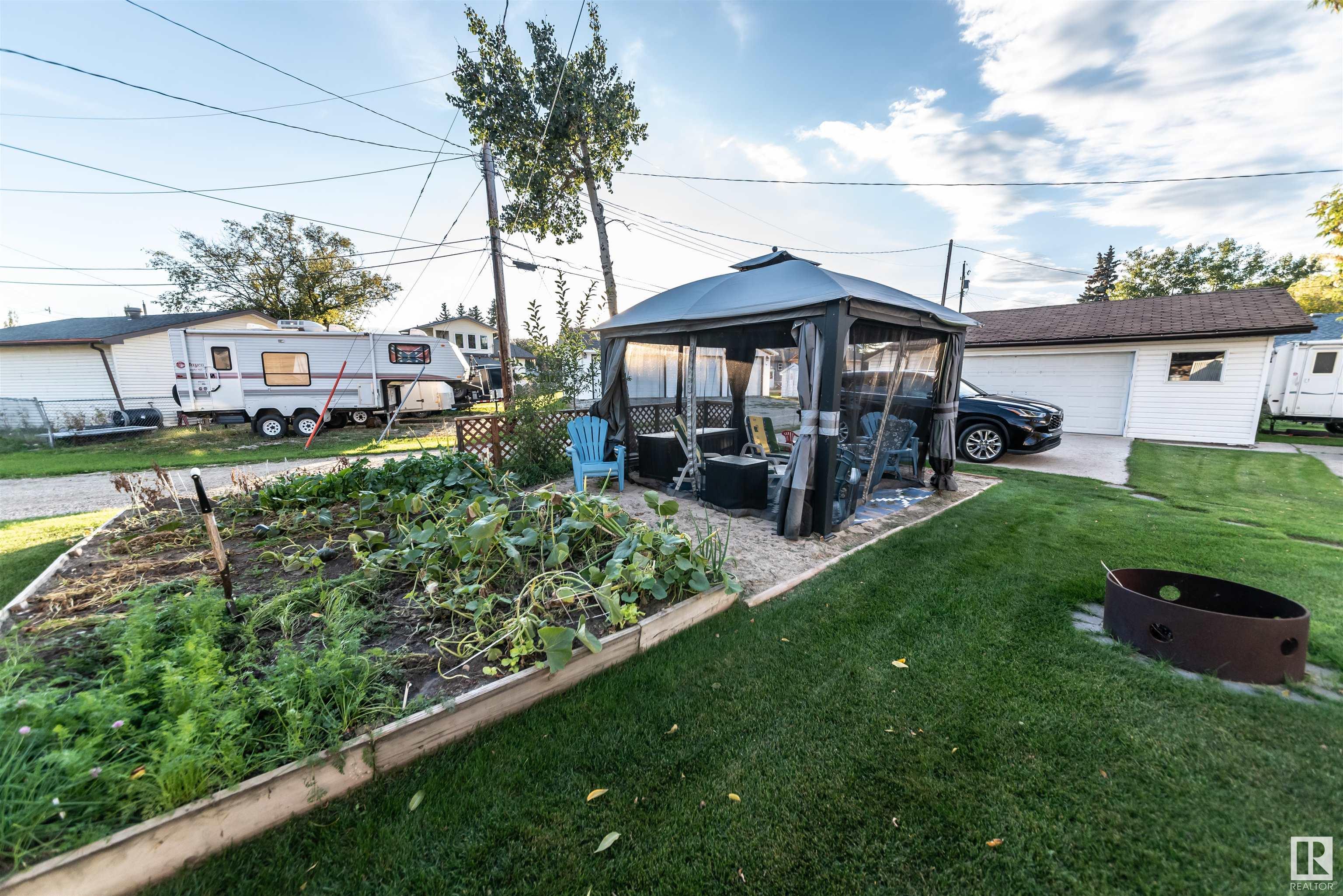      4916 56 ST , Rural Lac Ste. Anne County,  ,T0E 0A0 ;  Listing Number: MLS E4418635