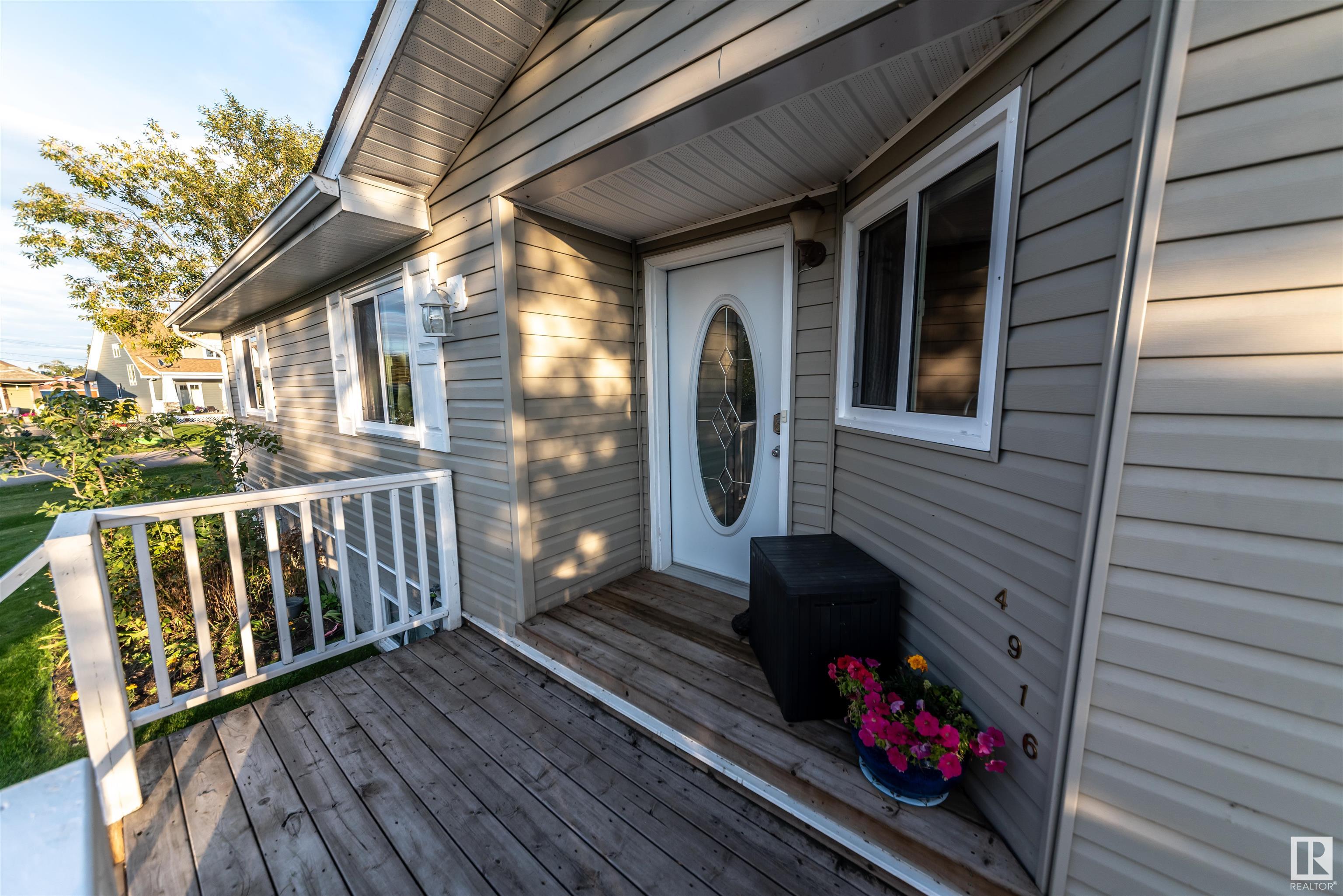      4916 56 ST , Rural Lac Ste. Anne County,  ,T0E 0A0 ;  Listing Number: MLS E4418635