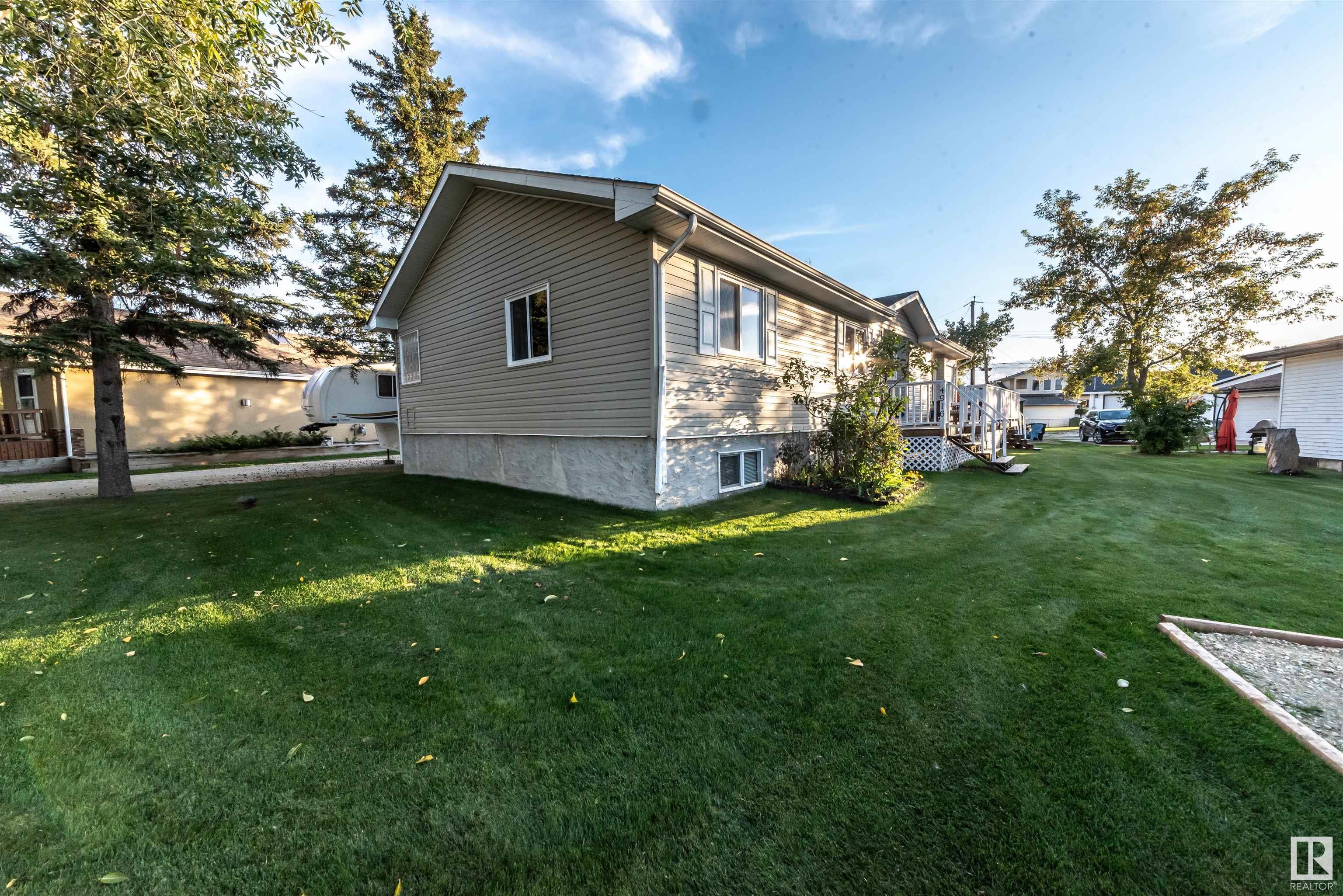      4916 56 ST , Rural Lac Ste. Anne County,  ,T0E 0A0 ;  Listing Number: MLS E4418635