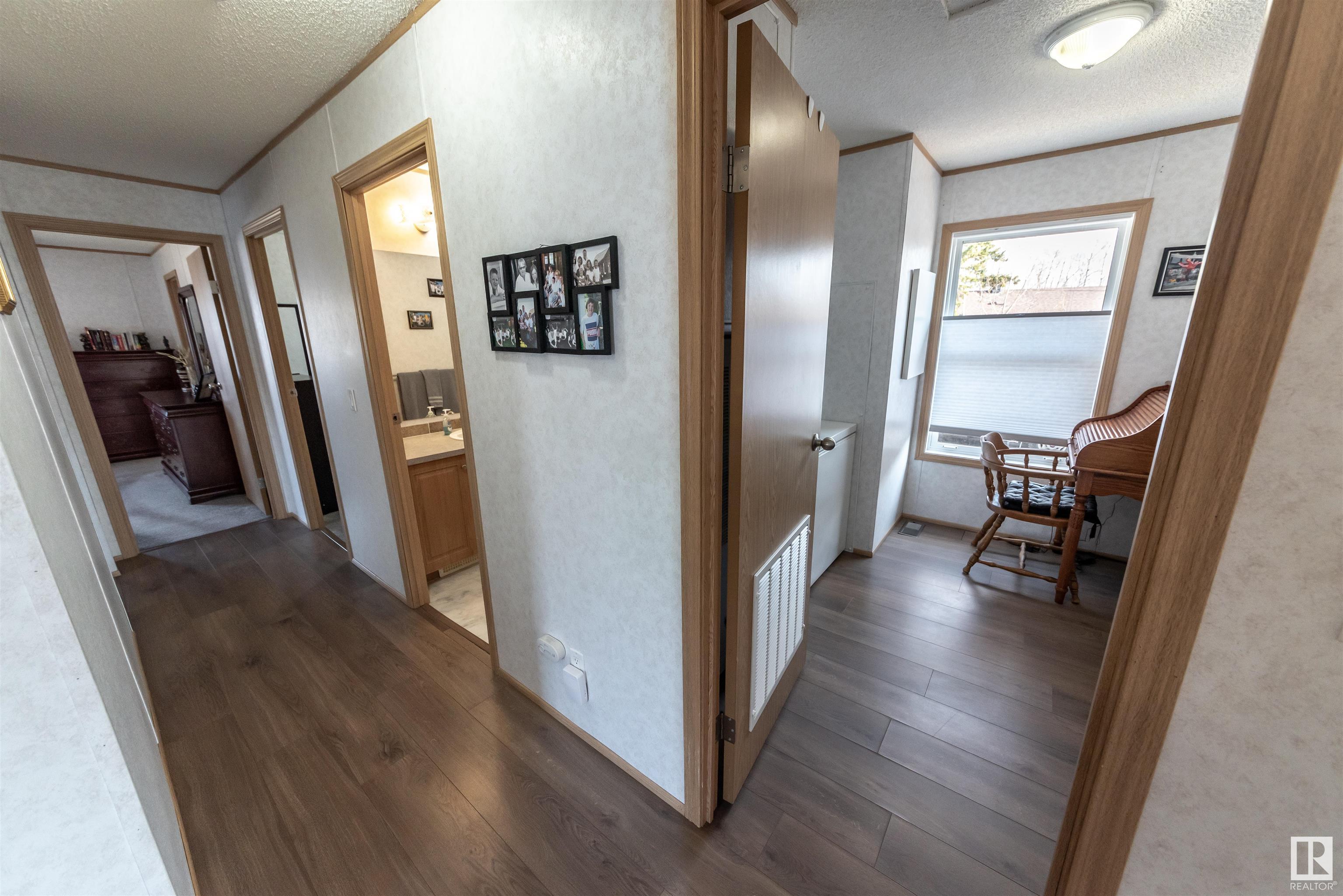      4916 56 ST , Rural Lac Ste. Anne County,  ,T0E 0A0 ;  Listing Number: MLS E4418635