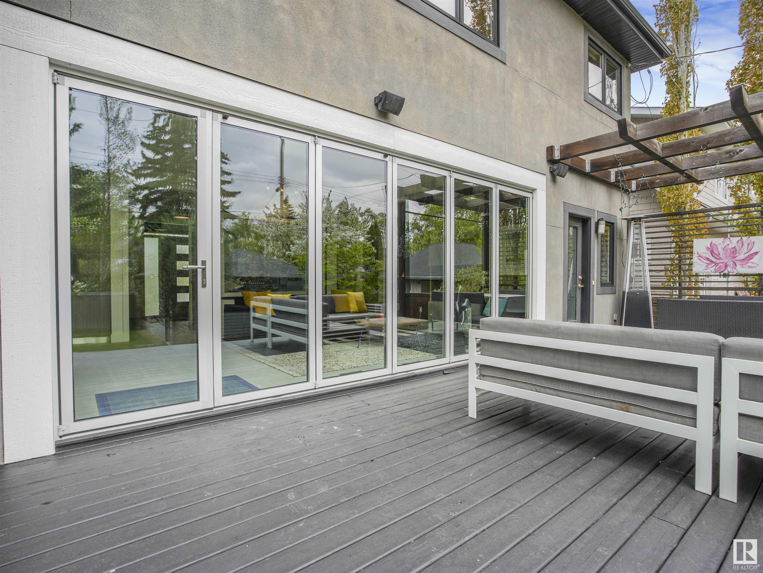      9755 146 ST NW , Edmonton,  ,T5N 2Z3 ;  Listing Number: MLS E4418643