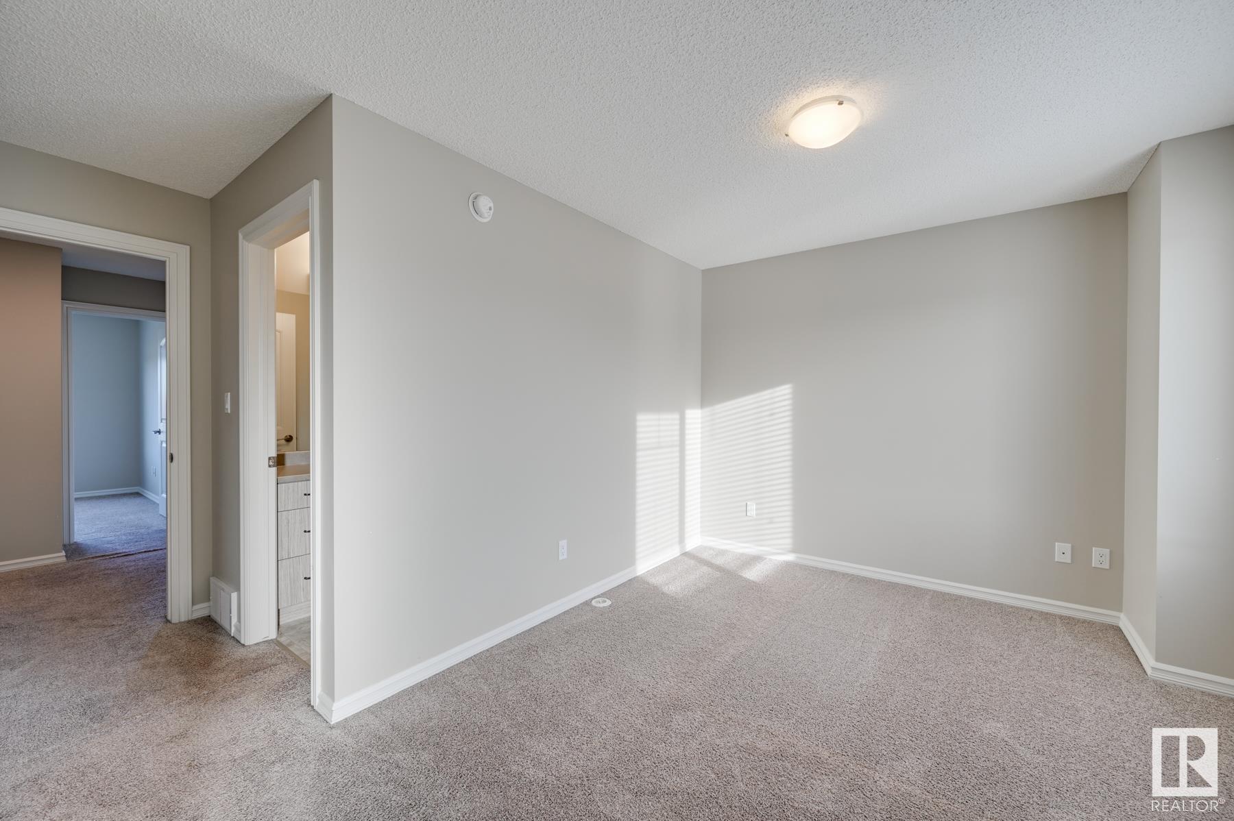      #2 2215 24 ST NW , Edmonton,  ,T6T 1A6 ;  Listing Number: MLS E4418644