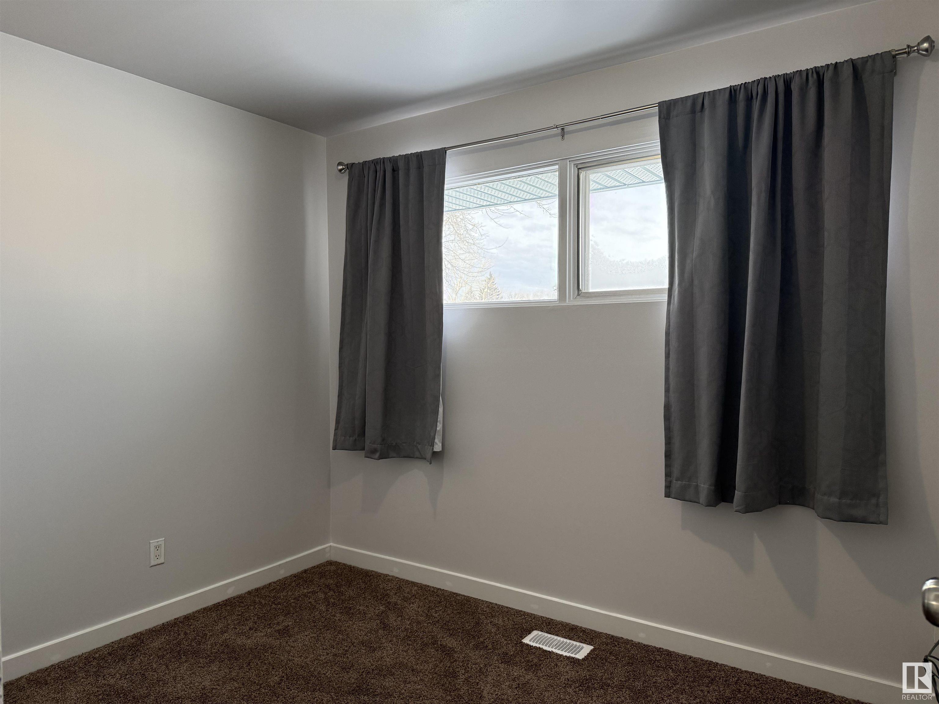      4809 51 AV , Drayton Valley,  ,T7A 1E1 ;  Listing Number: MLS E4418647