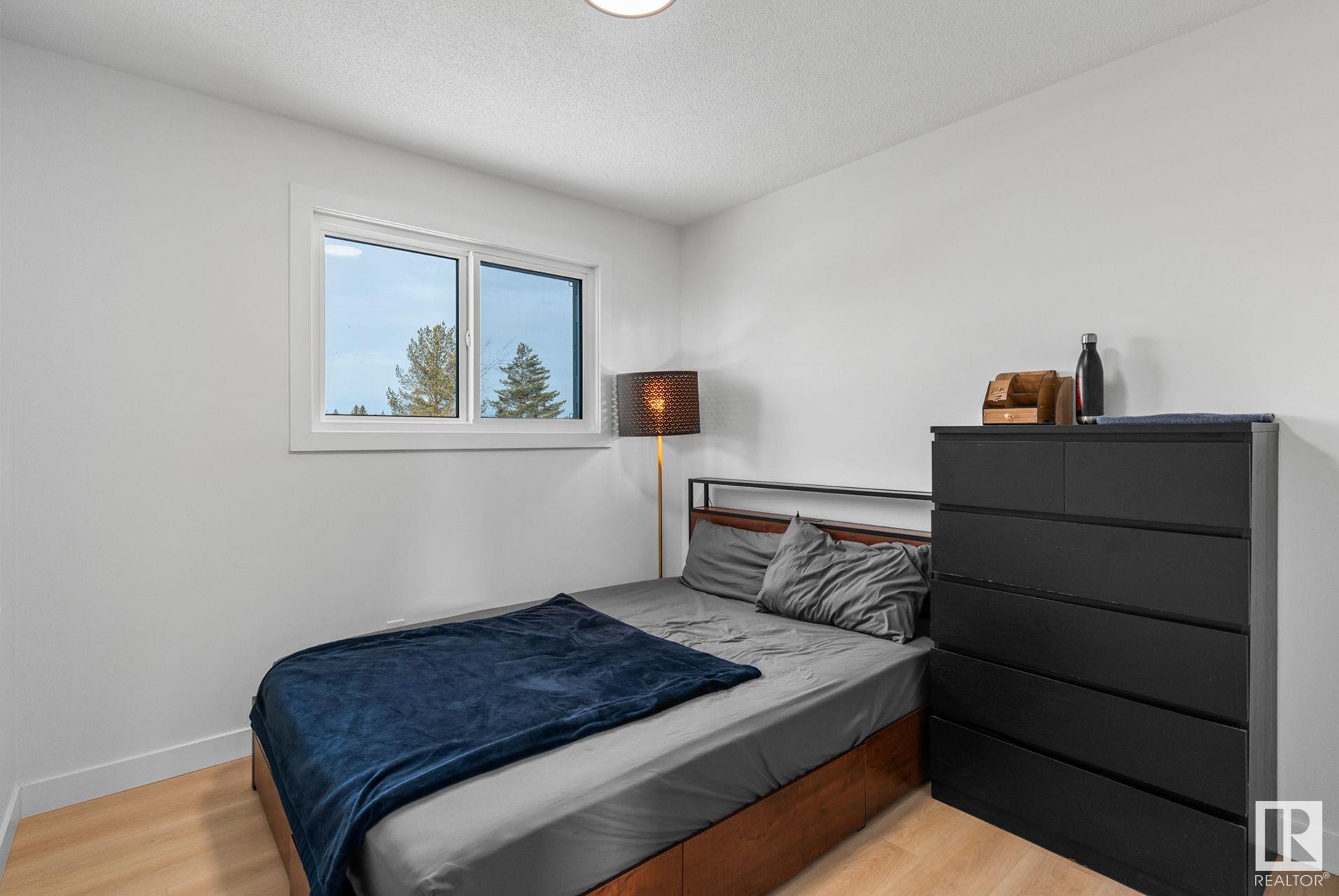      11607 40 AV NW , Edmonton,  ,T6J 0R7 ;  Listing Number: MLS E4418650
