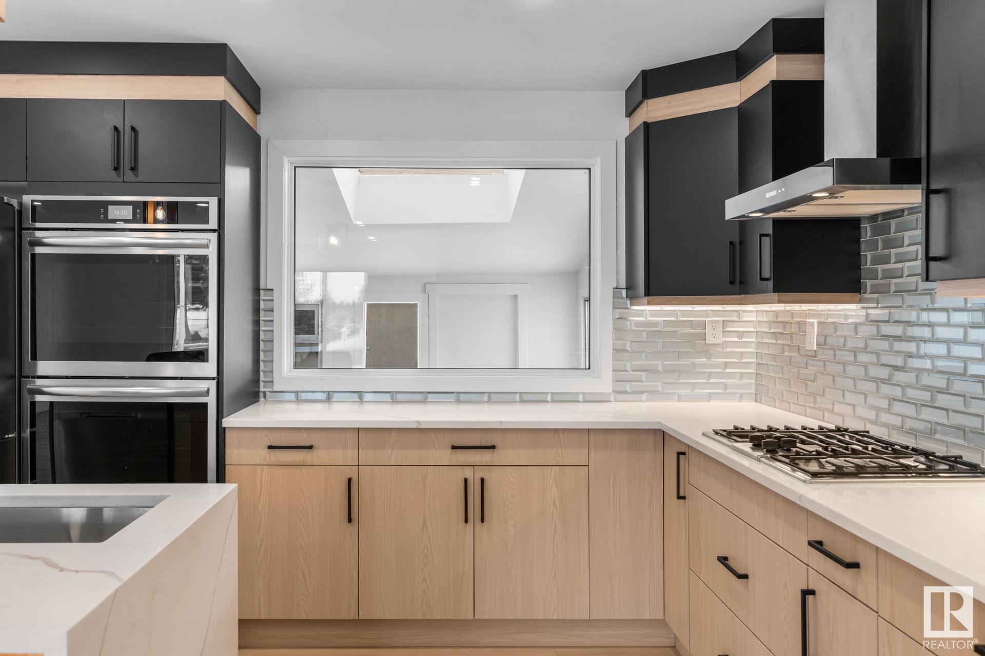      11607 40 AV NW , Edmonton,  ,T6J 0R7 ;  Listing Number: MLS E4418650