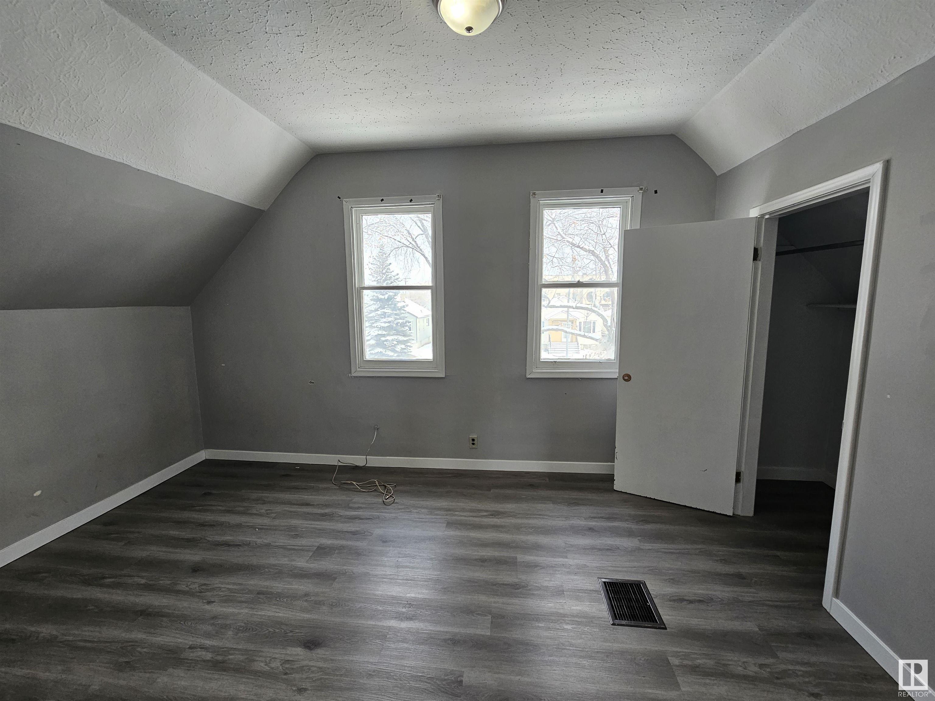      12044 79 ST NW , Edmonton,  ,T5B 2L3 ;  Listing Number: MLS E4418653