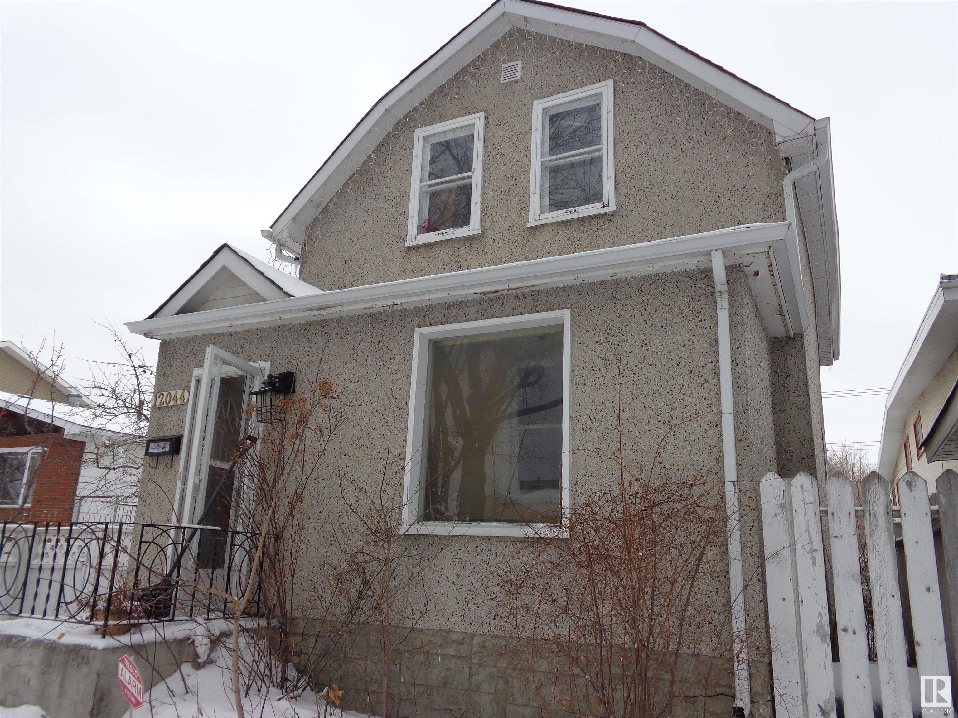      12044 79 ST NW , Edmonton,  ,T5B 2L3 ;  Listing Number: MLS E4418653