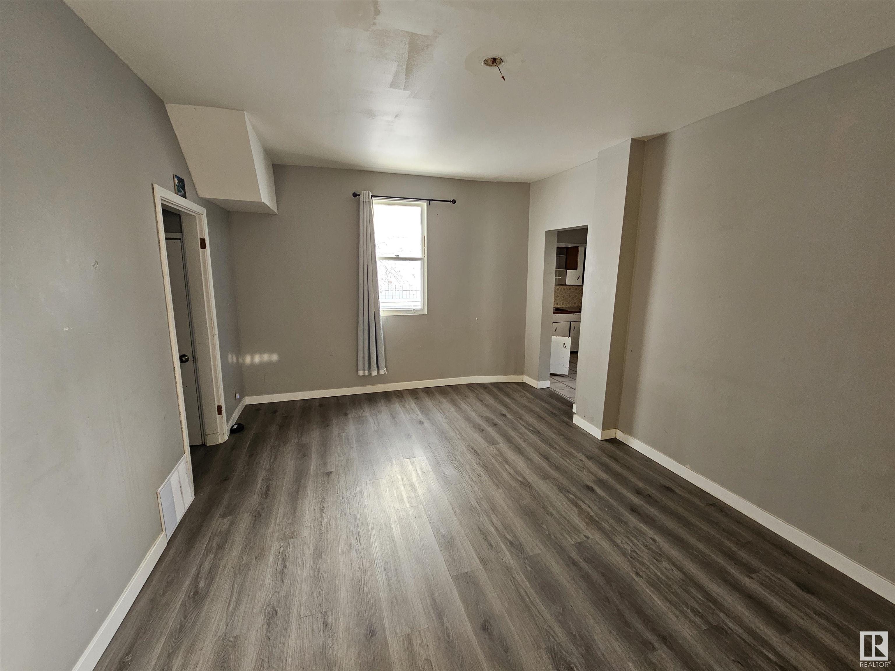      12044 79 ST NW , Edmonton,  ,T5B 2L3 ;  Listing Number: MLS E4418653