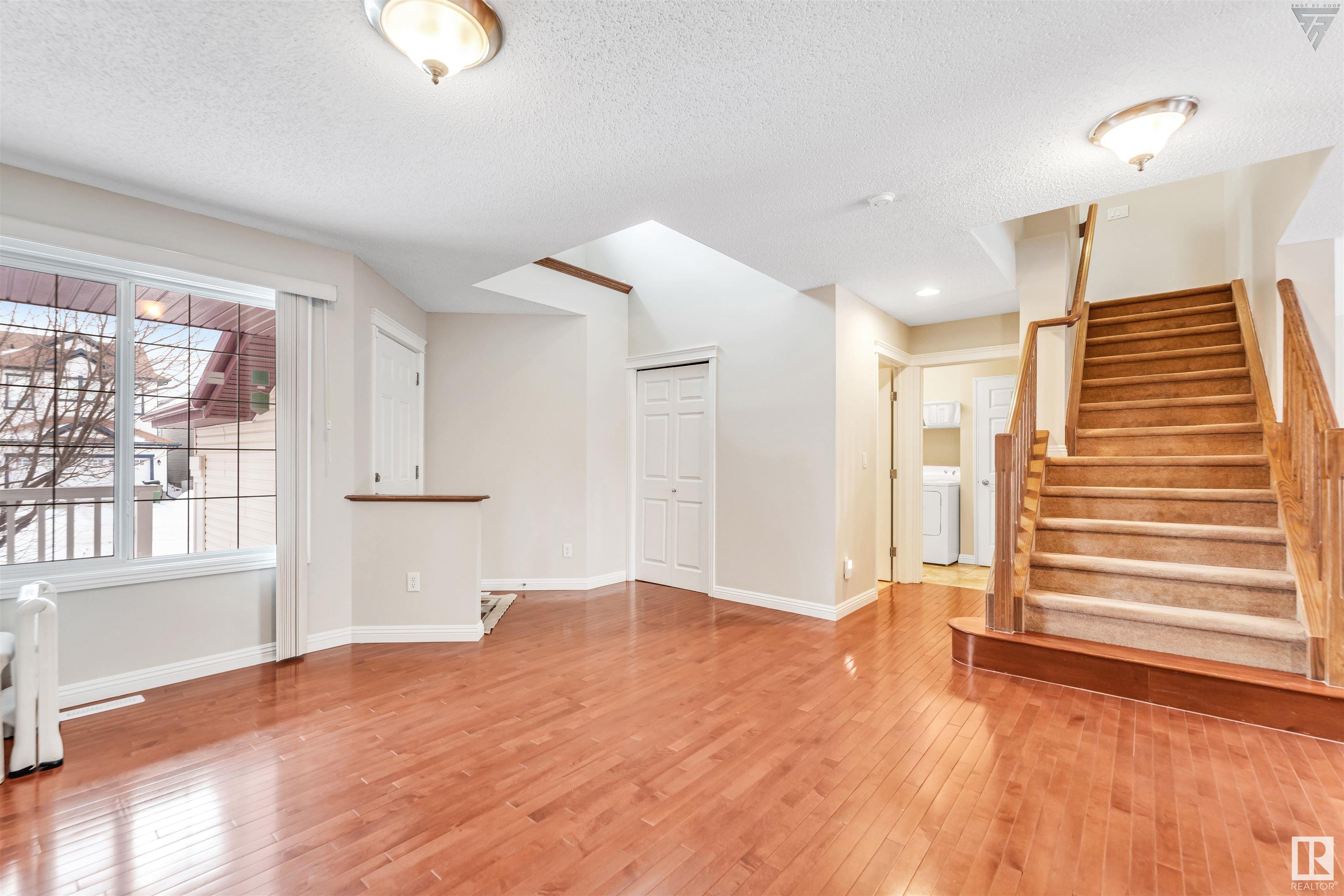      3012 25 AV NW , Edmonton,  ,T6T 0C8 ;  Listing Number: MLS E4418666