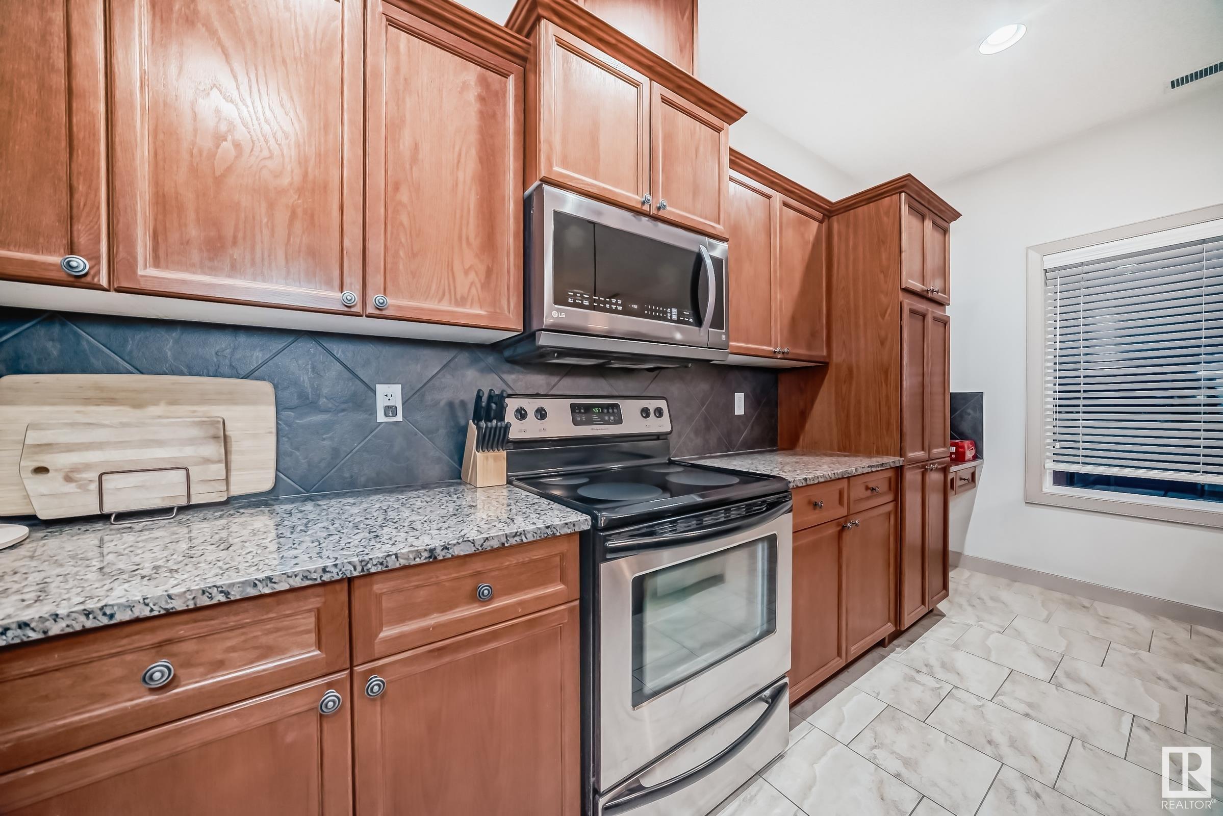      #79 13825 155 AV NW NW , Edmonton,  ,T6V 0B8 ;  Listing Number: MLS E4418675