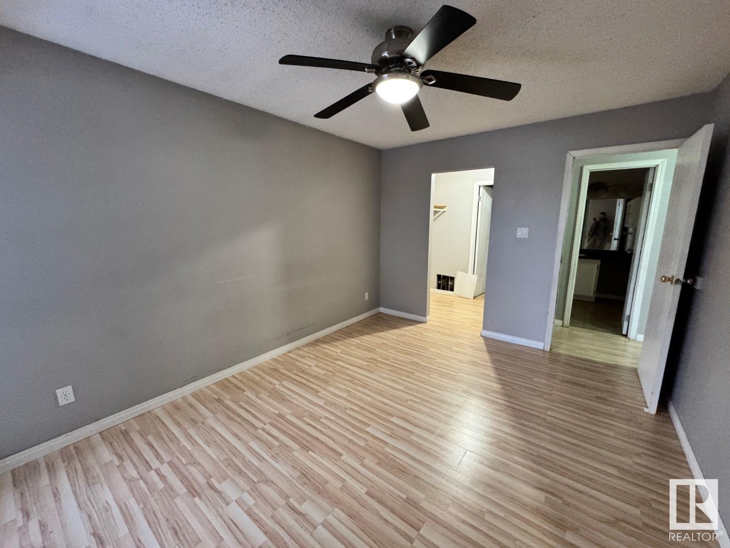      #18 1503 MILL WOODS E NW , Edmonton,  ,T6L 4C2 ;  Listing Number: MLS E4418676