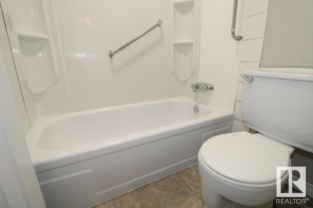      #3K 1 GARDEN GROVE GV NW , Edmonton,  ,T6J 2L3 ;  Listing Number: MLS E4418677