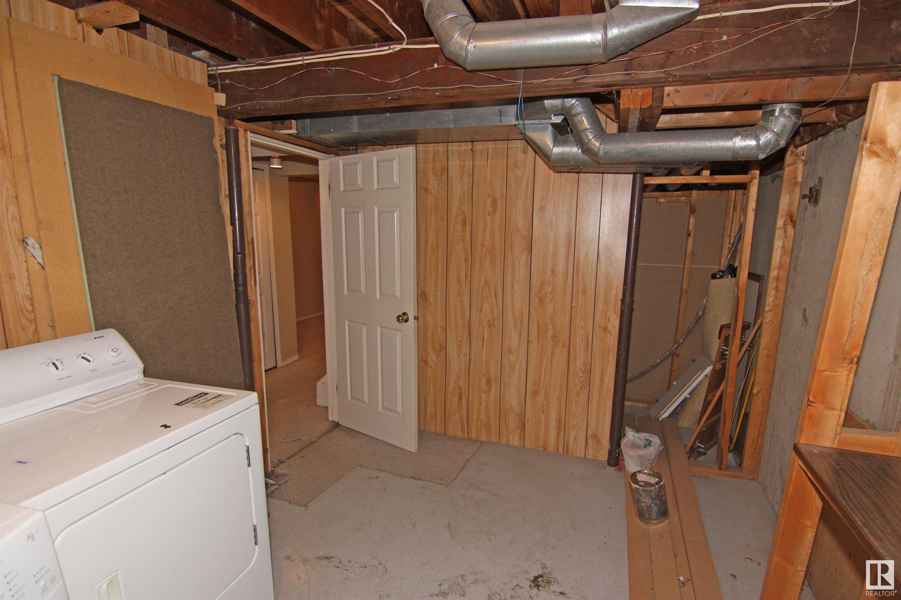      27 LANGLEY AV , St. Albert,  ,T8N 2B7 ;  Listing Number: MLS E4418680