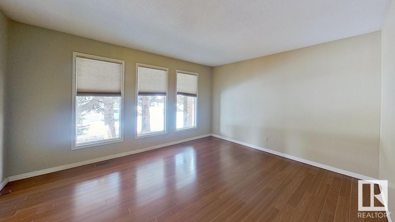      27 LANGLEY AV , St. Albert,  ,T8N 2B7 ;  Listing Number: MLS E4418680
