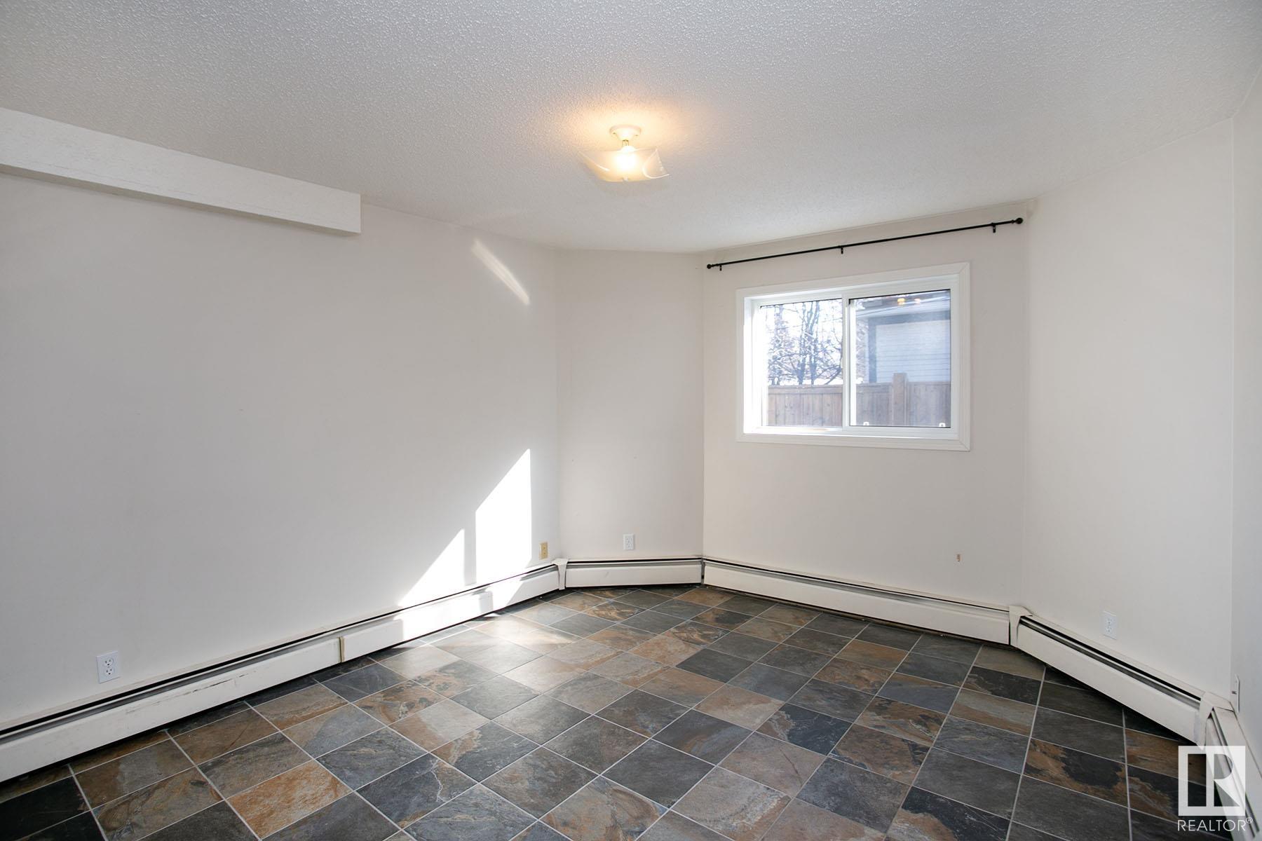      #106 9854 88 AV NW , Edmonton,  ,T6E 2R3 ;  Listing Number: MLS E4418688