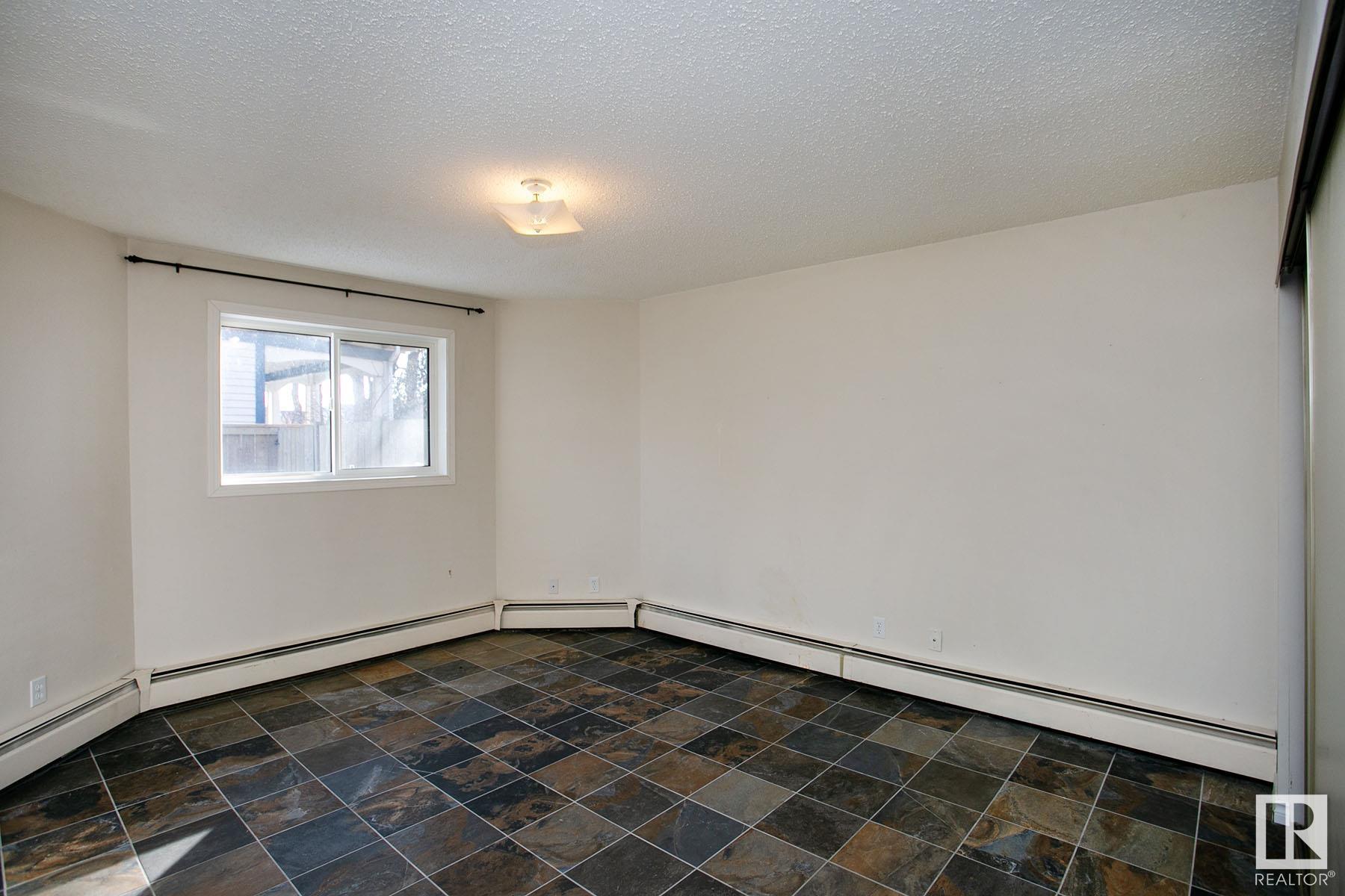      #106 9854 88 AV NW , Edmonton,  ,T6E 2R3 ;  Listing Number: MLS E4418688